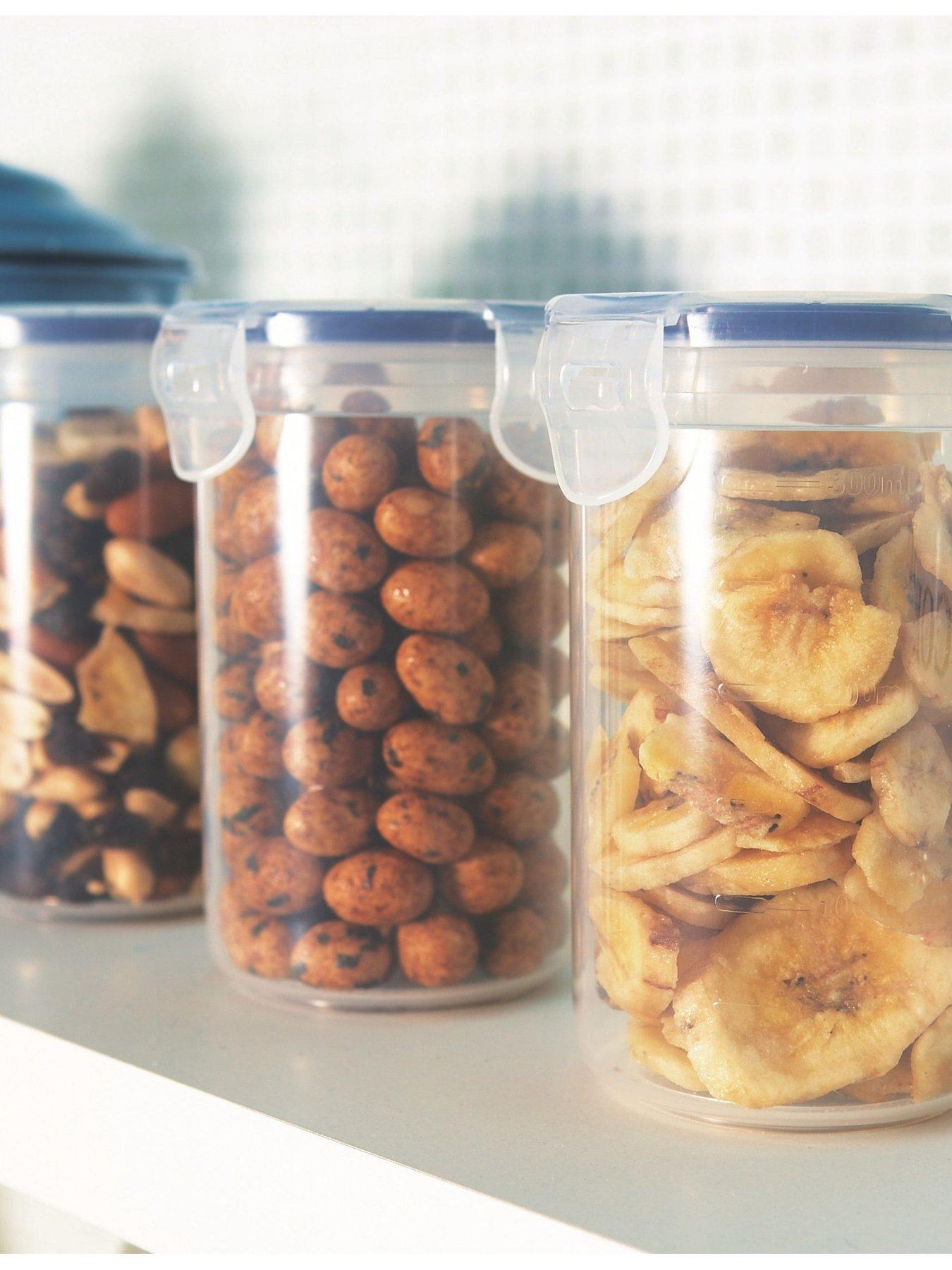 Image 7 of 7 of Lock and Lock Classic 9 Piece Round, Rectangular &amp; Square Container Set
