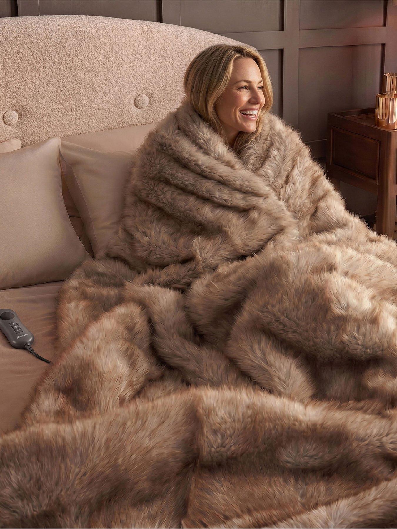 Image 1 of 8 of Silentnight Prestige Faux Fur Heated Throw Natural
