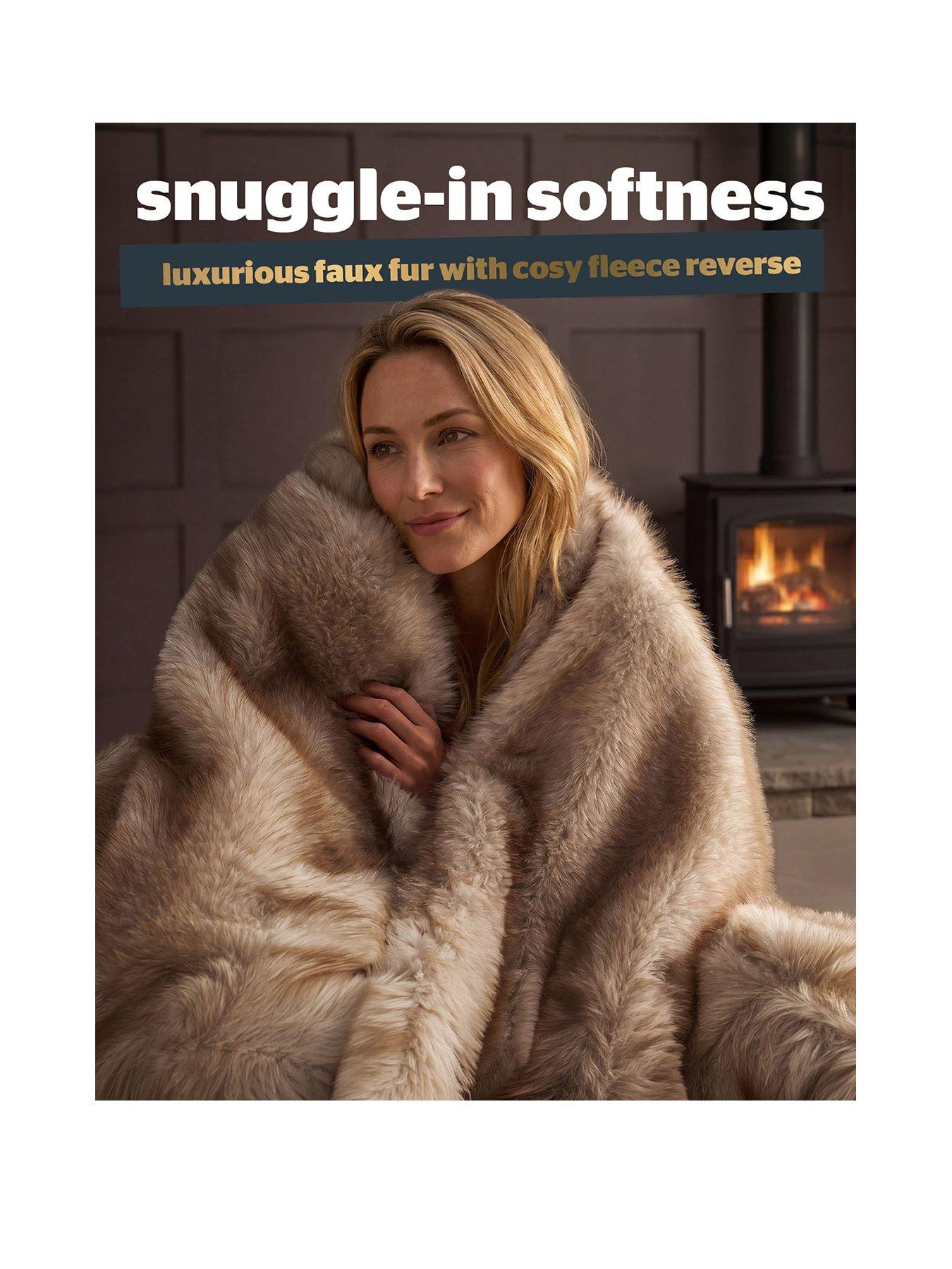 Image 2 of 8 of Silentnight Prestige Faux Fur Heated Throw Natural