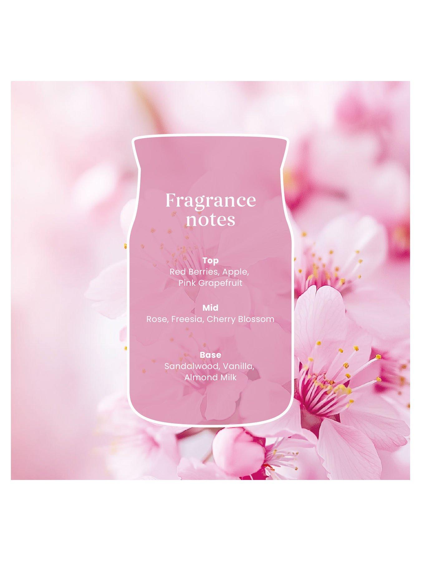 Image 4 of 6 of Yankee Candle Yankee Signature Fragrance Large Jar Cherry Blossom