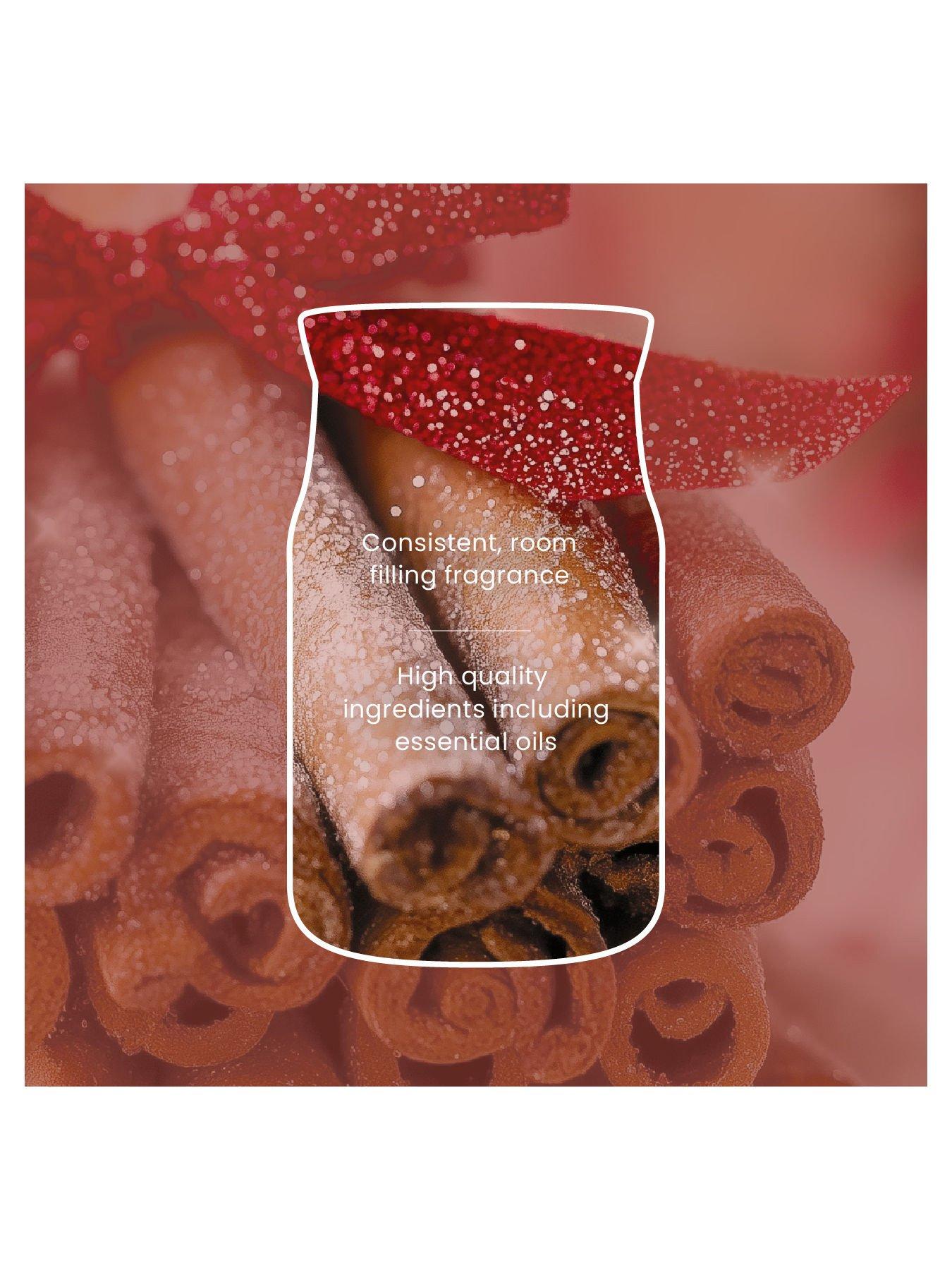 Image 4 of 6 of Yankee Candle Yankee Sparkling Cinnamon Medium Candle