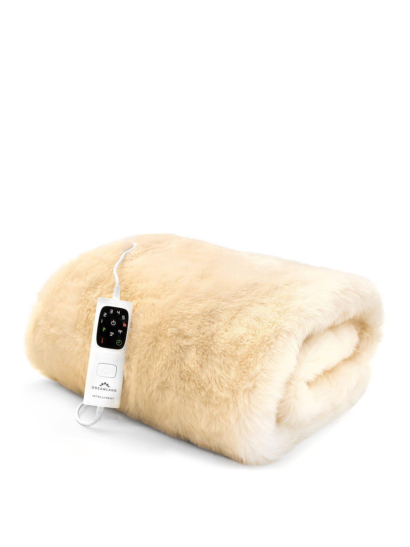 Image 2 of 6 of Dreamland Relaxwell Luxury Faux Arctic Fox Throw