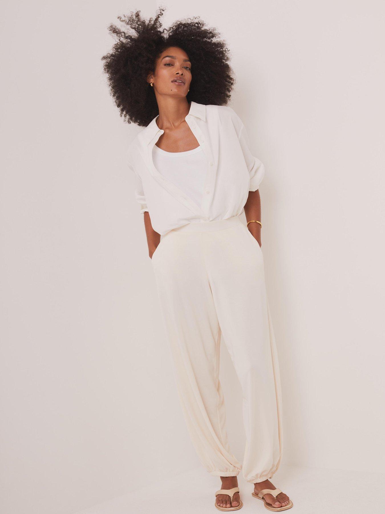 Image 2 of 6 of Mint Velvet Jersey Balloon Trousers - Cream