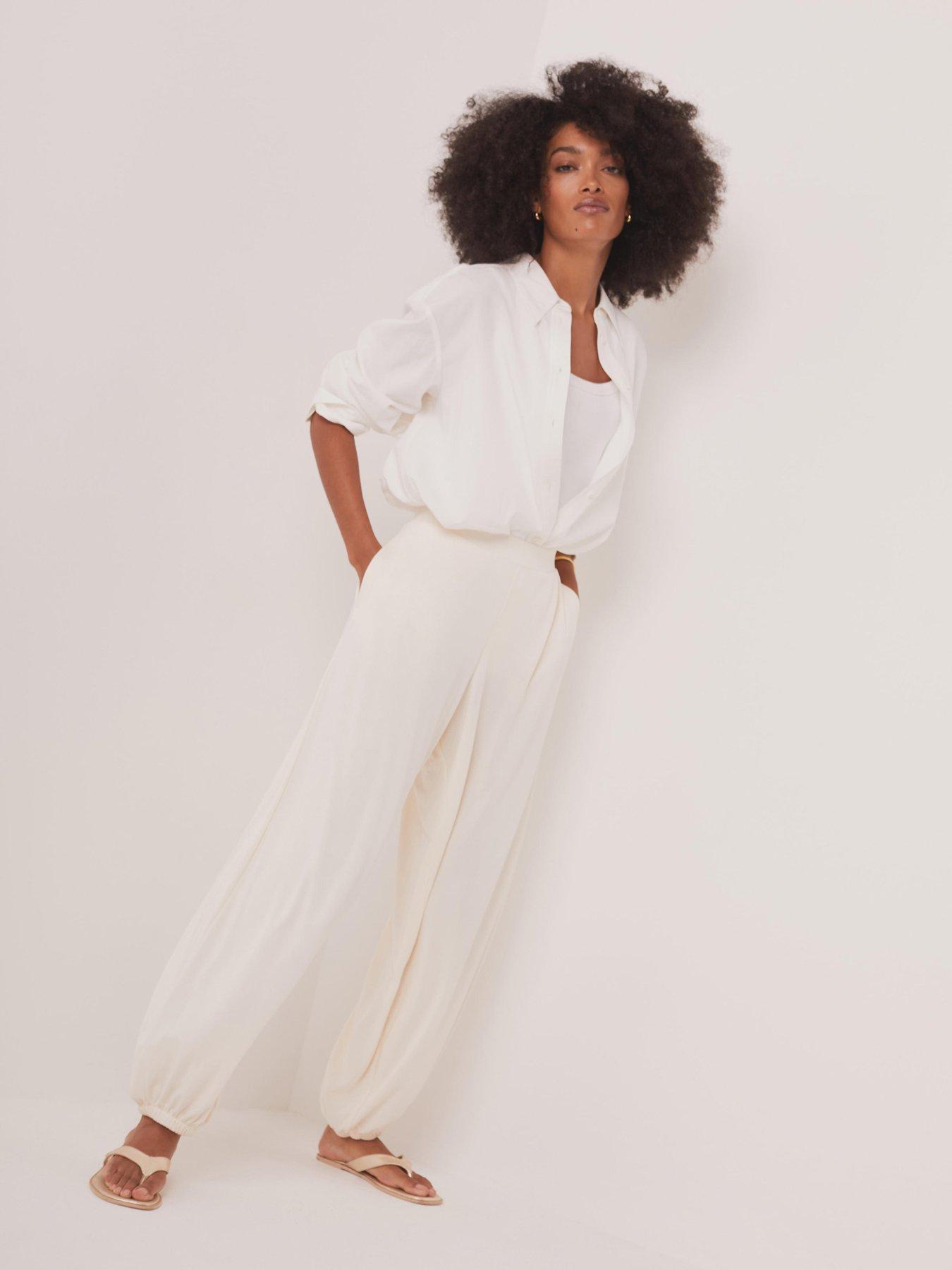 Image 3 of 6 of Mint Velvet Jersey Balloon Trousers - Cream