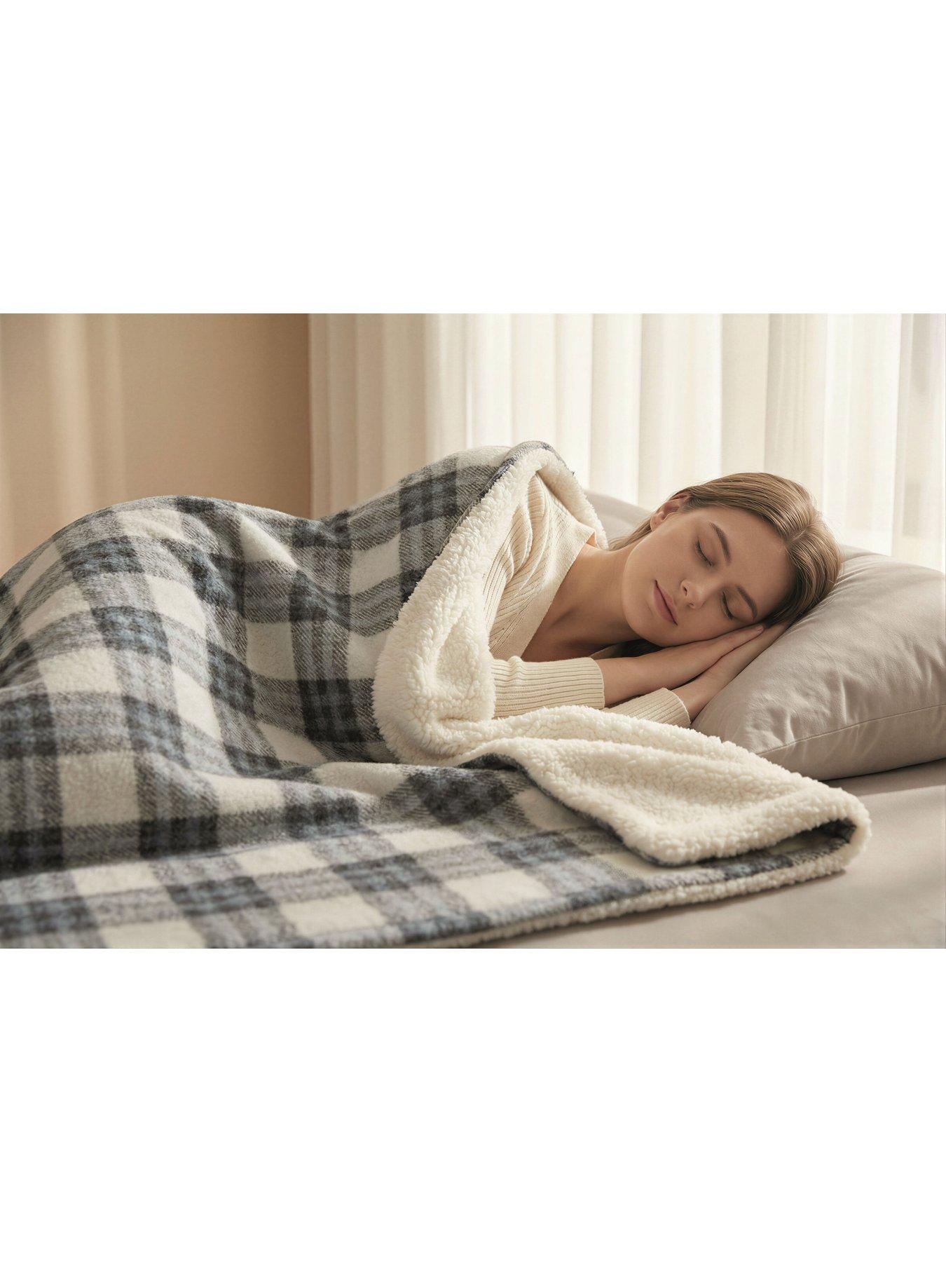 Image 3 of 8 of Dreamland Traitors Tartan Naptime Sherpa Blanket