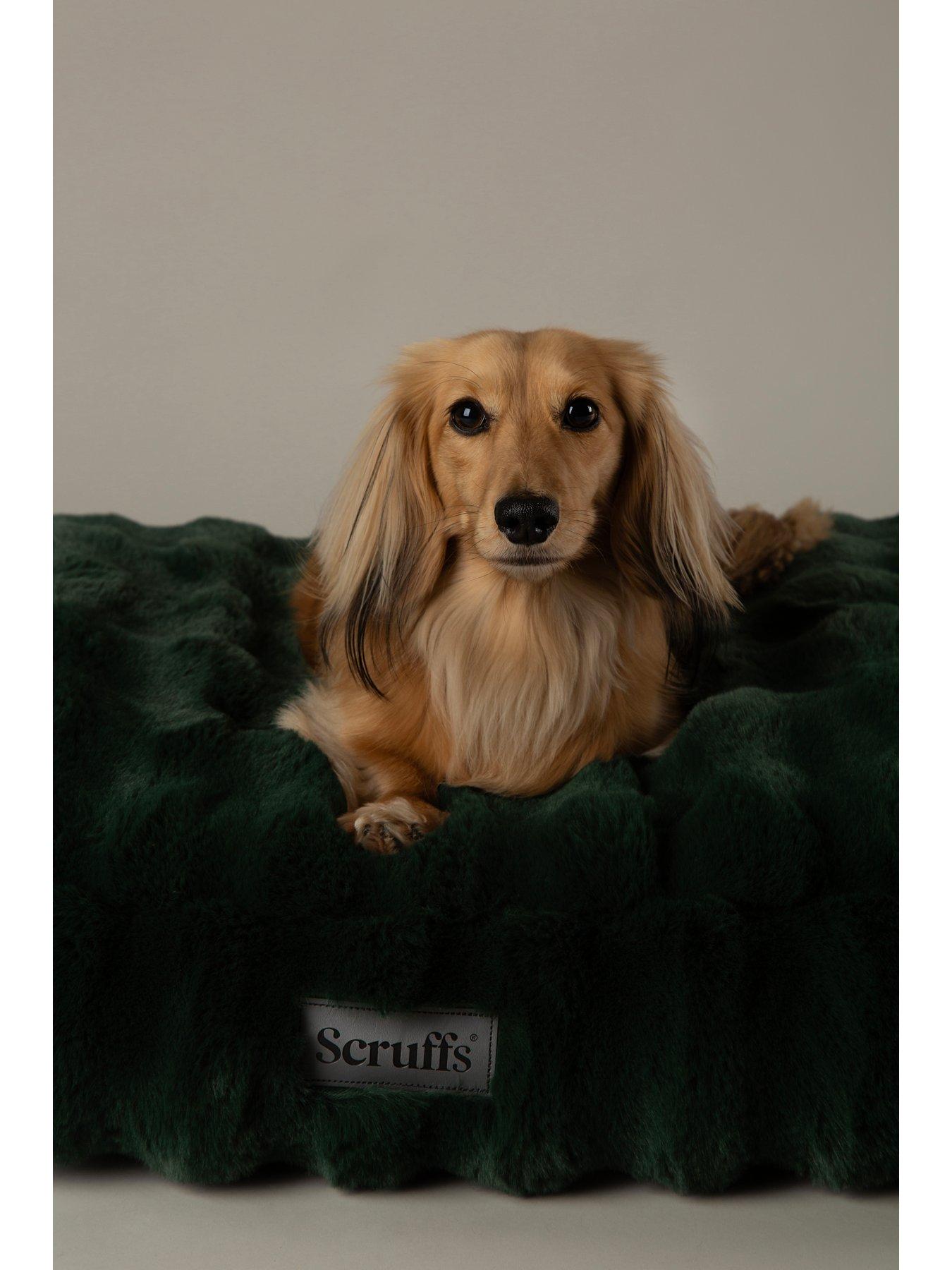 Image 1 of 5 of Scruffs Festive Fur Mattress (M)