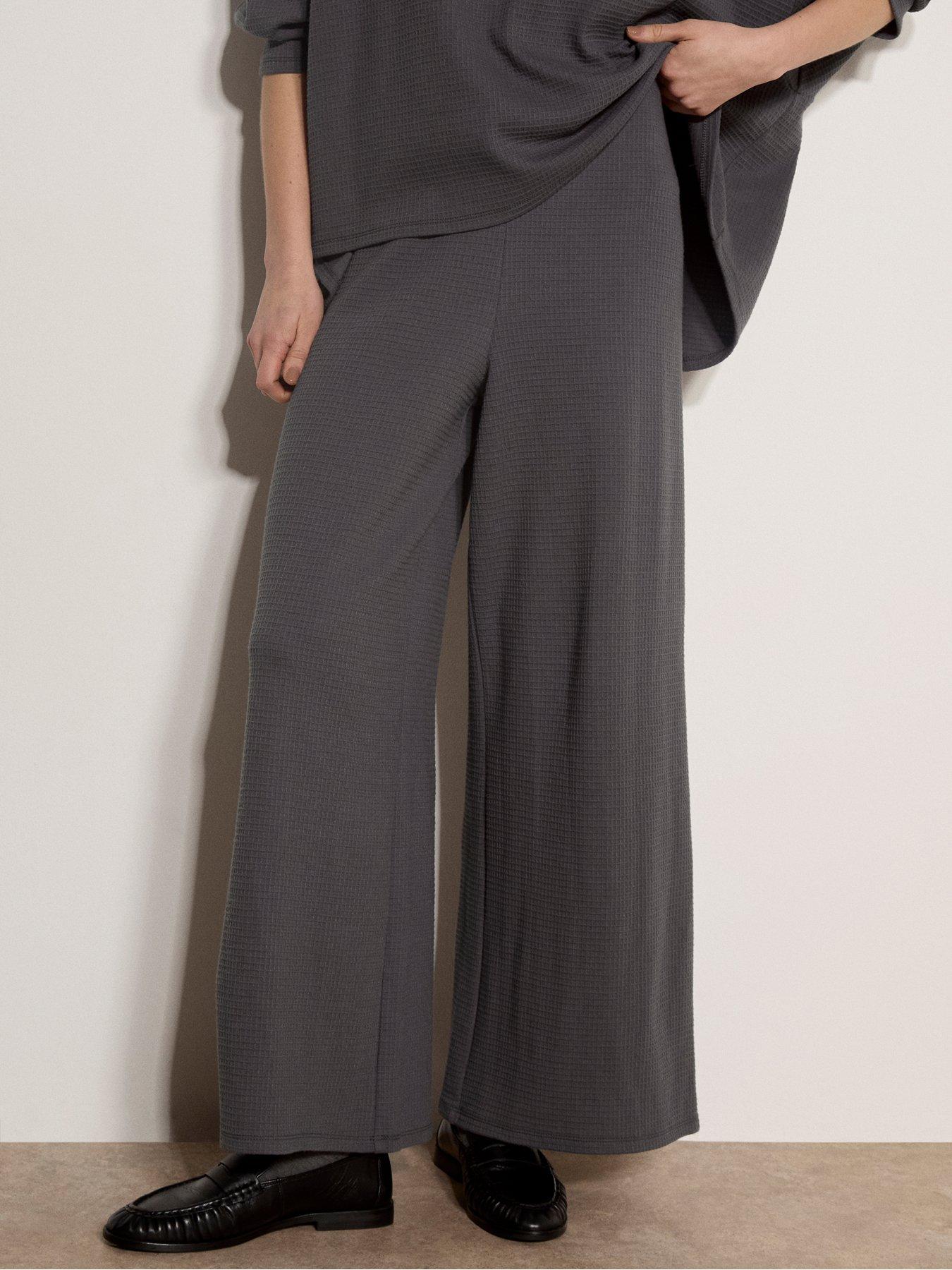 Apricot Apricot Waffle Clean Waist Jogger