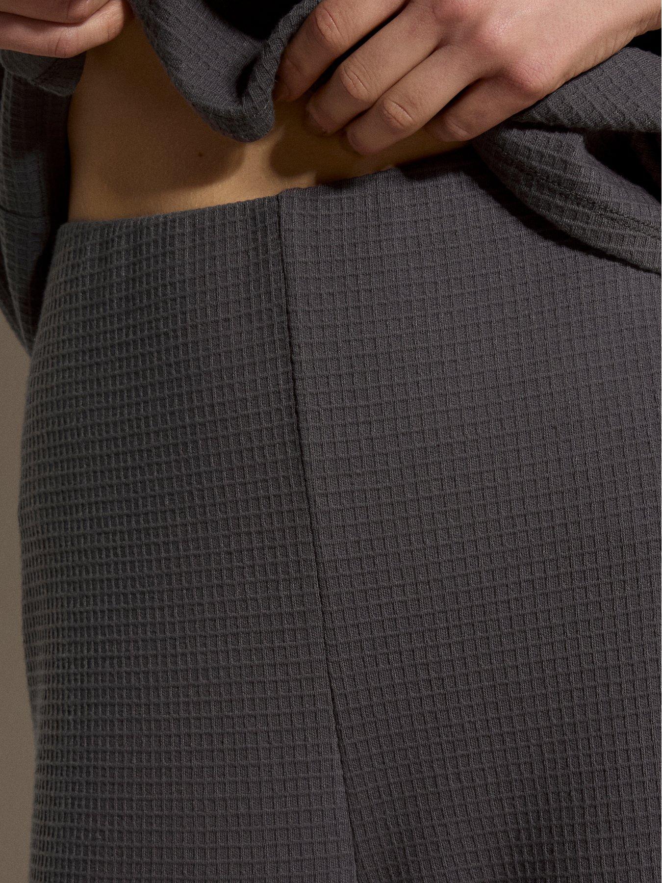 Image 5 of 5 of Apricot Womens Waffle Clean Waist Wide Leg Joggers - Grey