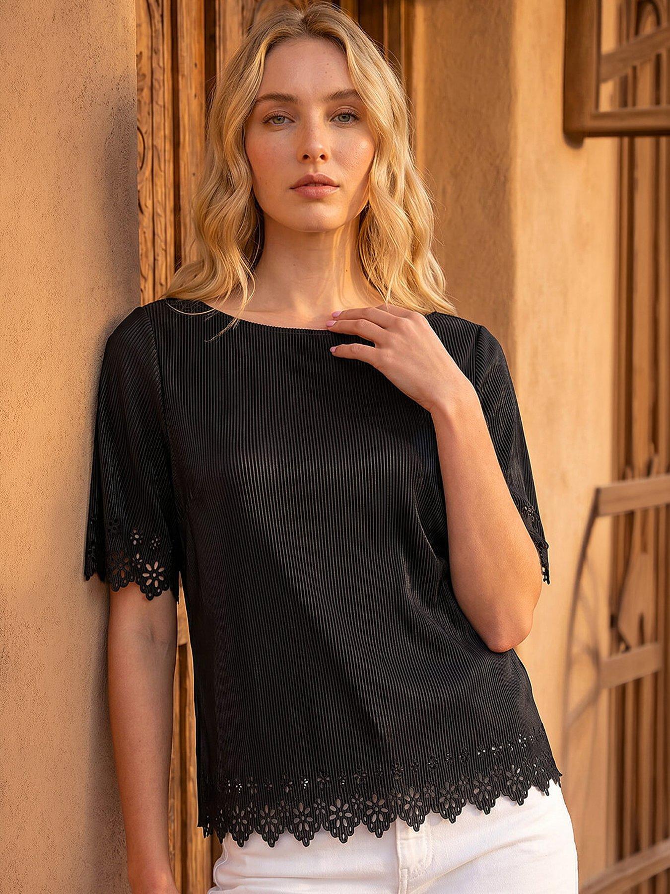 Roman Cut Out Hem Ribbed Top