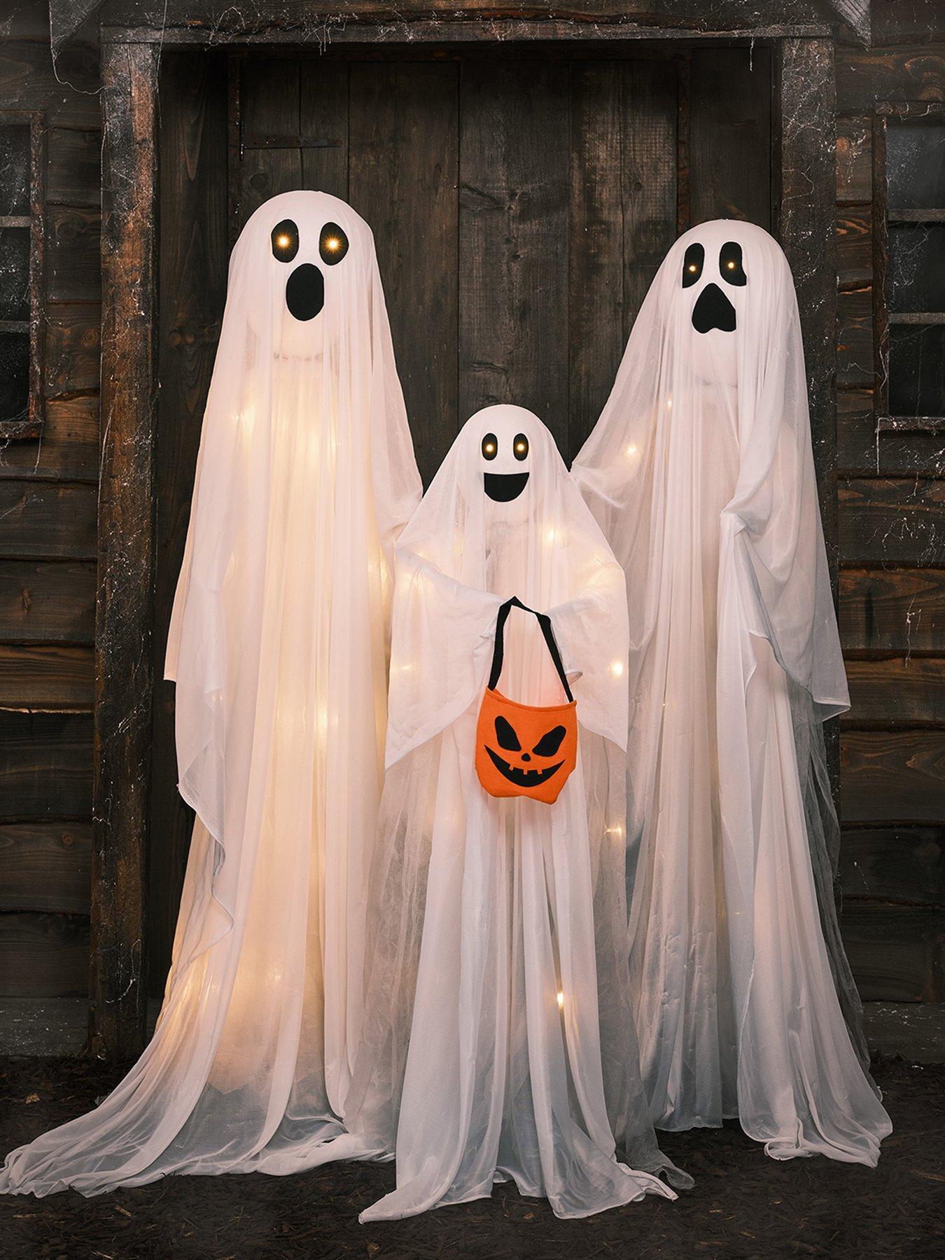Image 3 of 3 of Lights4Fun Ghost Family Led Halloween Decoration