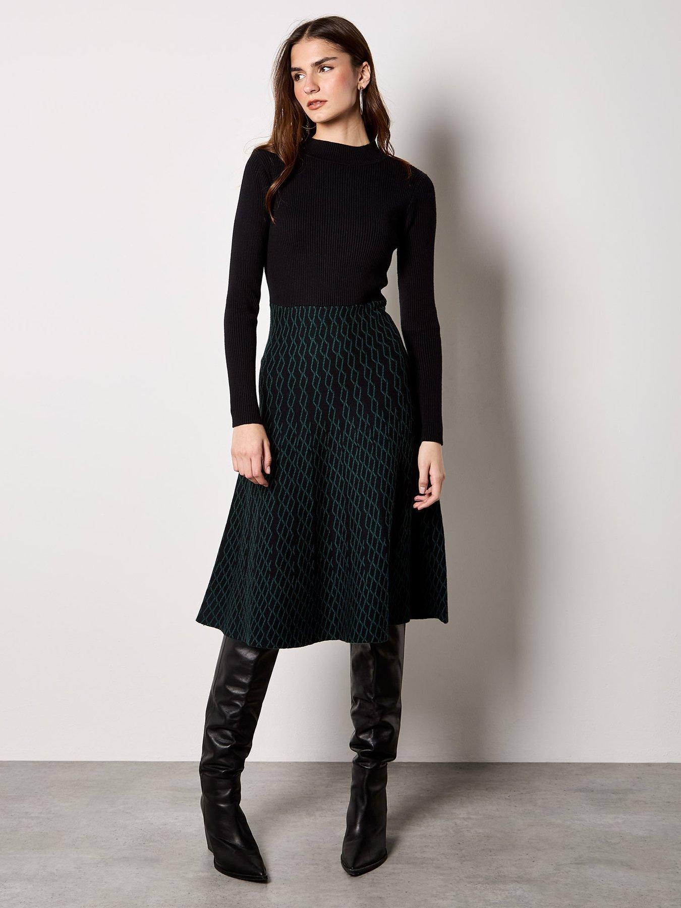 Apricot Apricot Diamond Skirt Plain Top Knit Drs