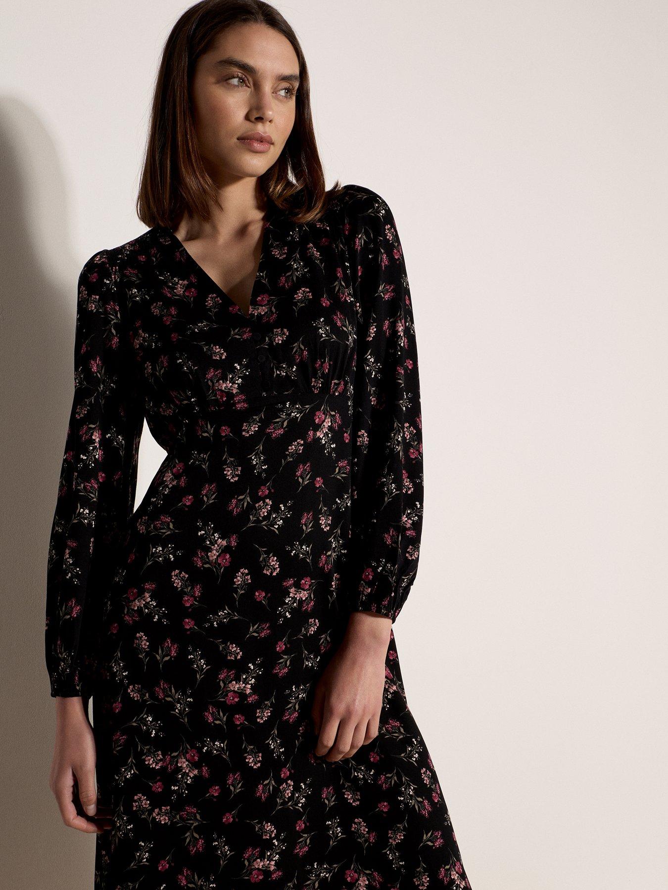 Image 3 of 5 of Apricot Womens Floral Spray V-Neck Button Front Midi Dress - Black