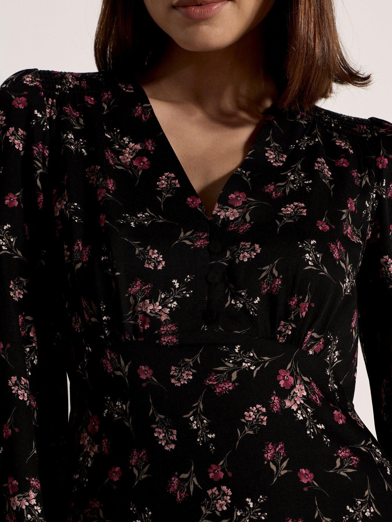 Image 4 of 5 of Apricot Womens Floral Spray V-Neck Button Front Midi Dress - Black