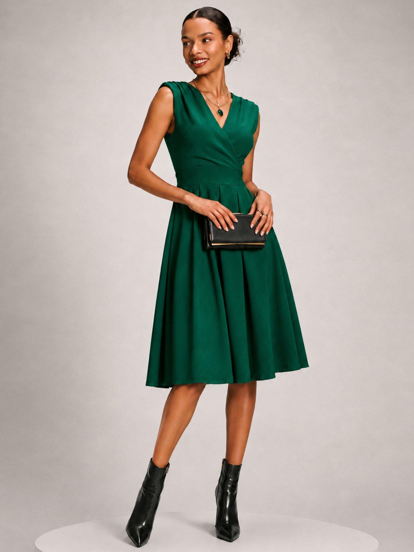 Jolie Moi Plain Sleeveless Midi Dress - Green