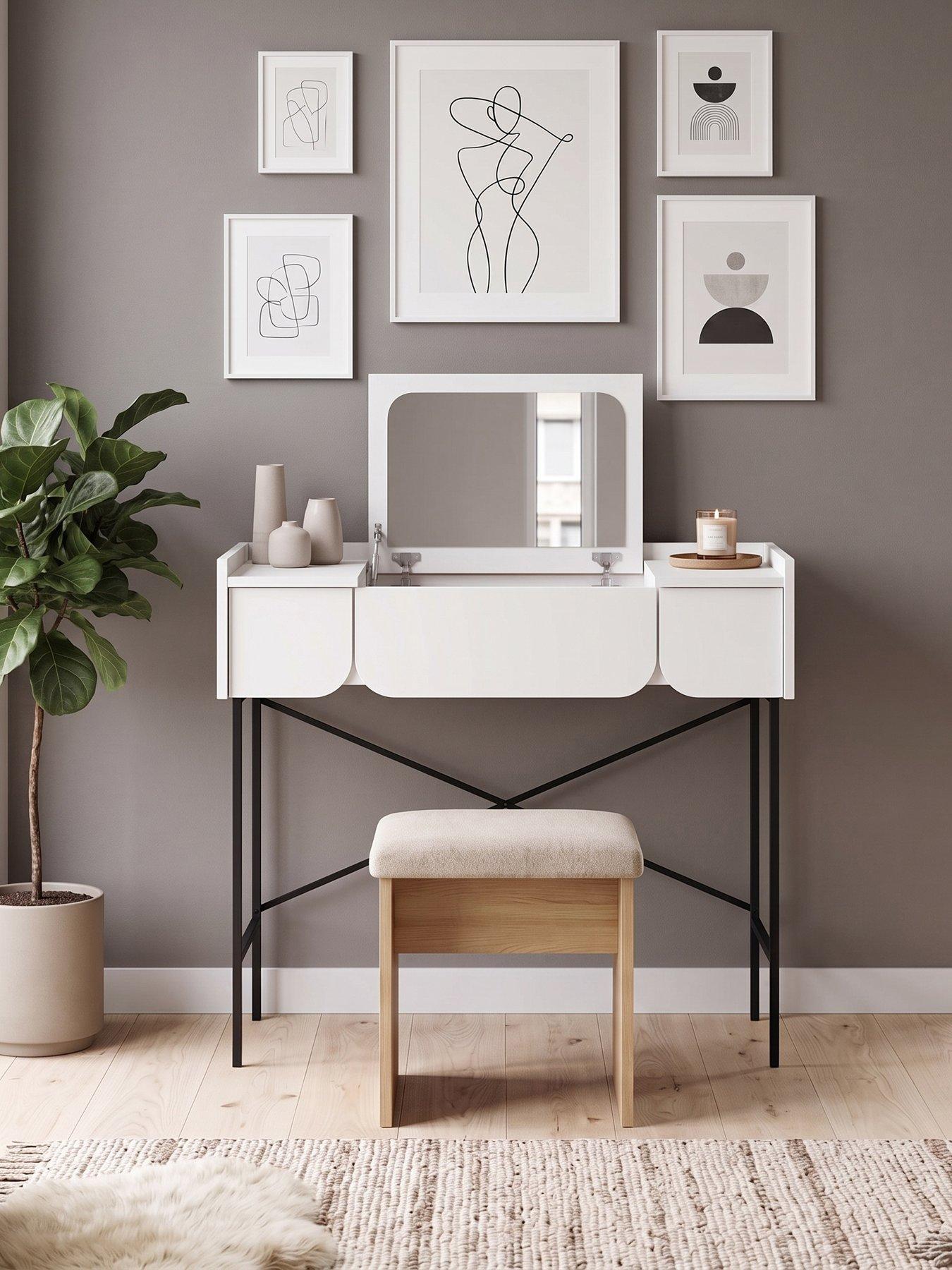 Decortie Terra Dressing Table