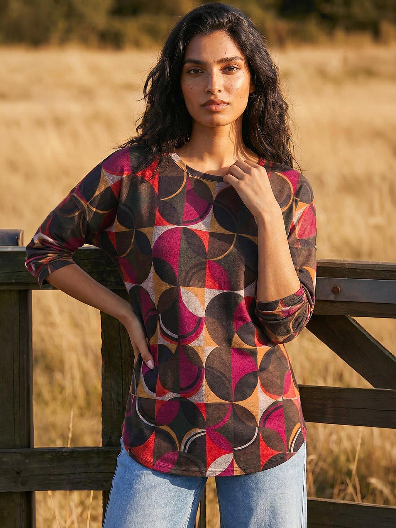 Roman Geo Print Snit Top