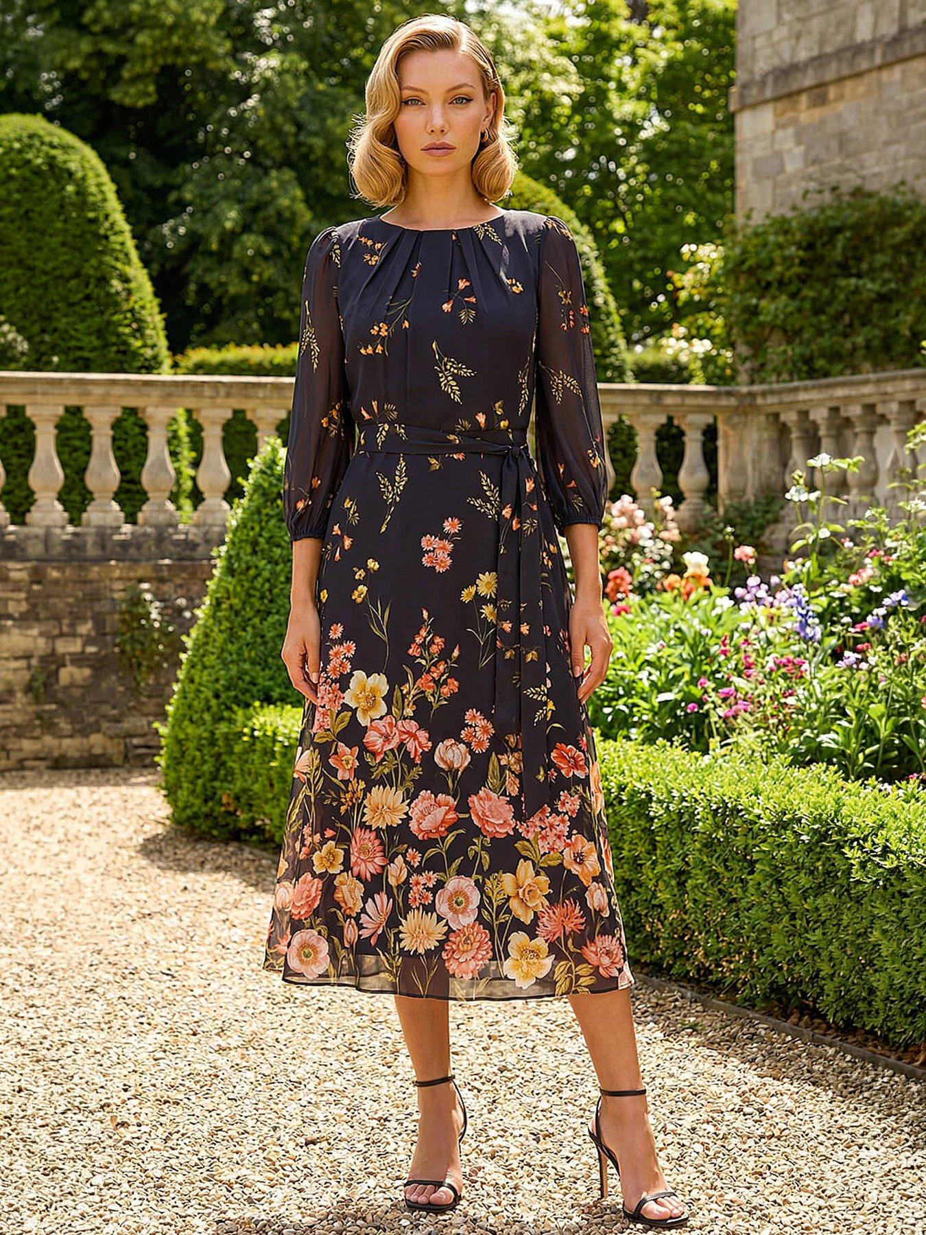 Roman Border Print Pleated Midi Dress