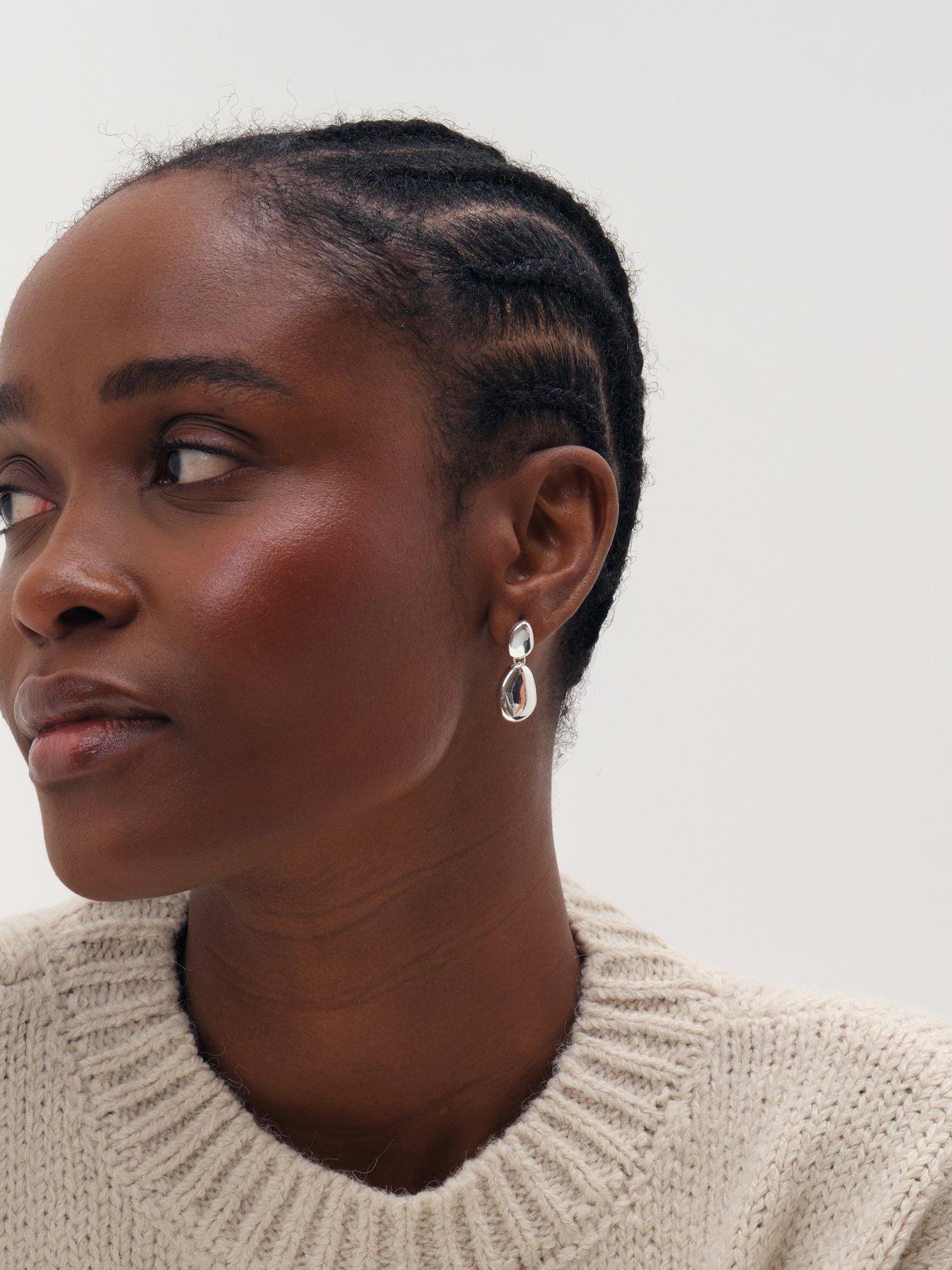 Image 3 of 3 of Inicio Silver Pebble Drop Earrings