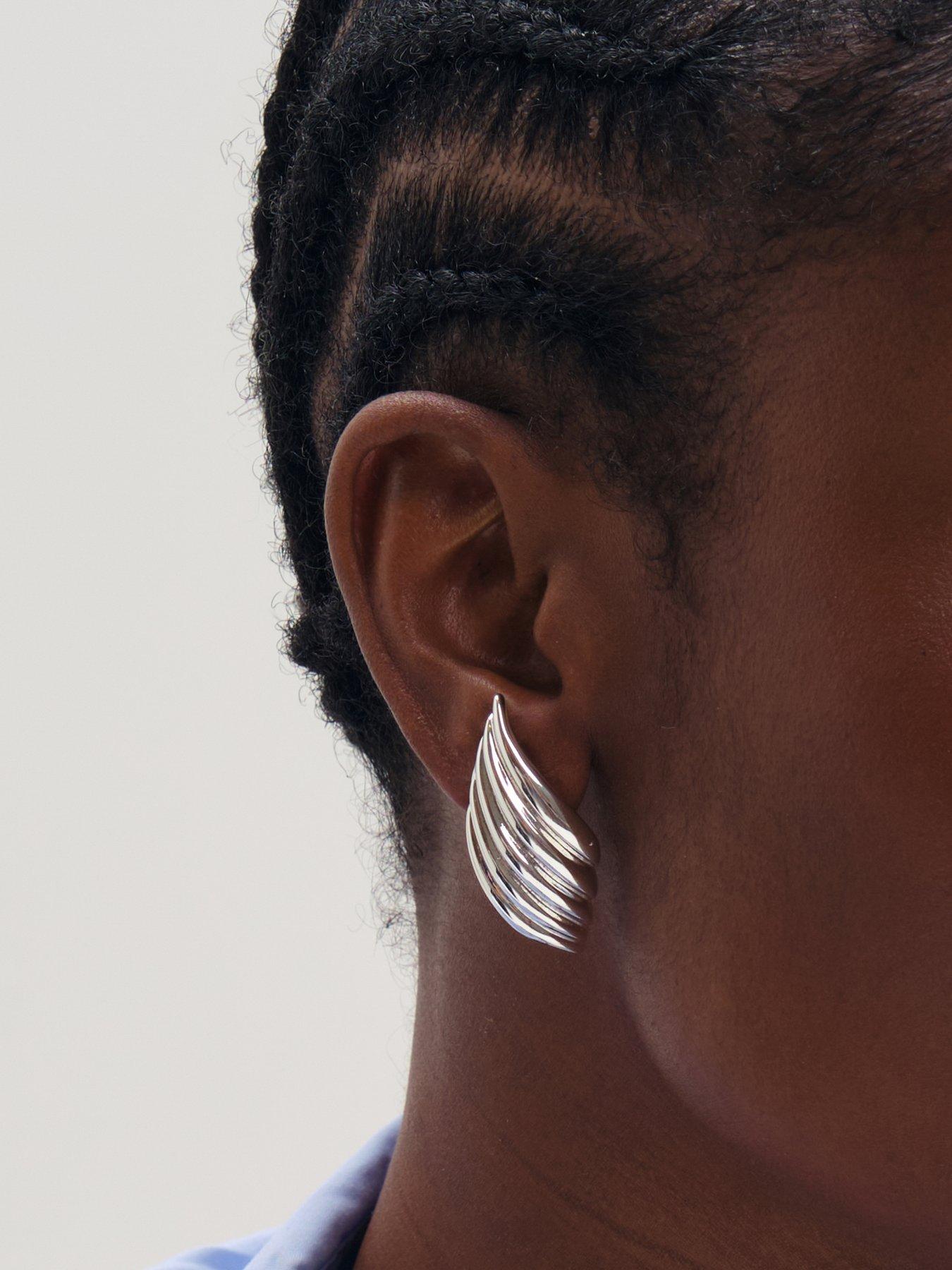 Image 2 of 4 of Inicio Silver Large Ridged Wave Studs