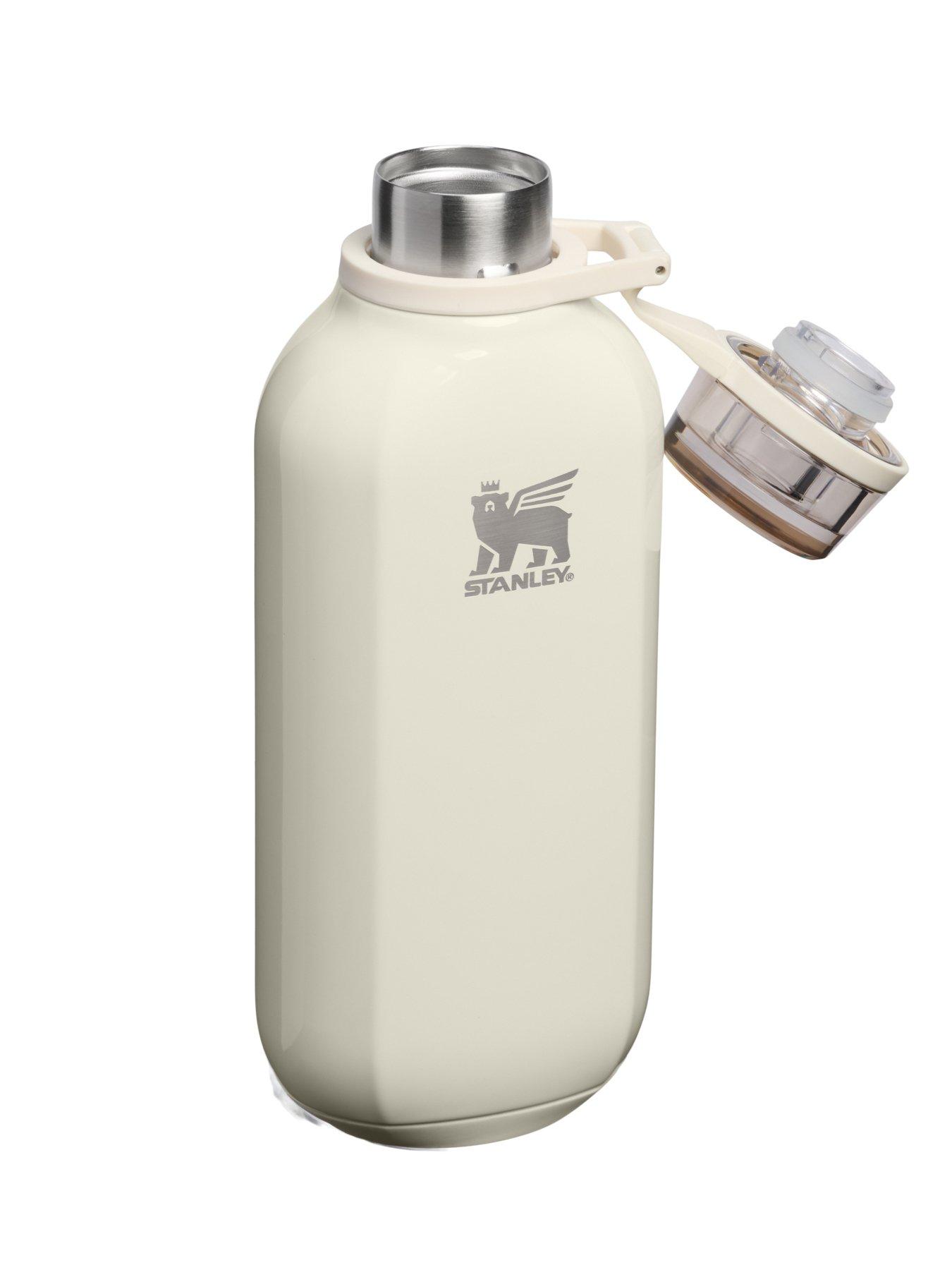 Image 3 of 5 of Stanley 1913 The Stanley Clutch Bottle 16oz- 0.47-litre - Cream
