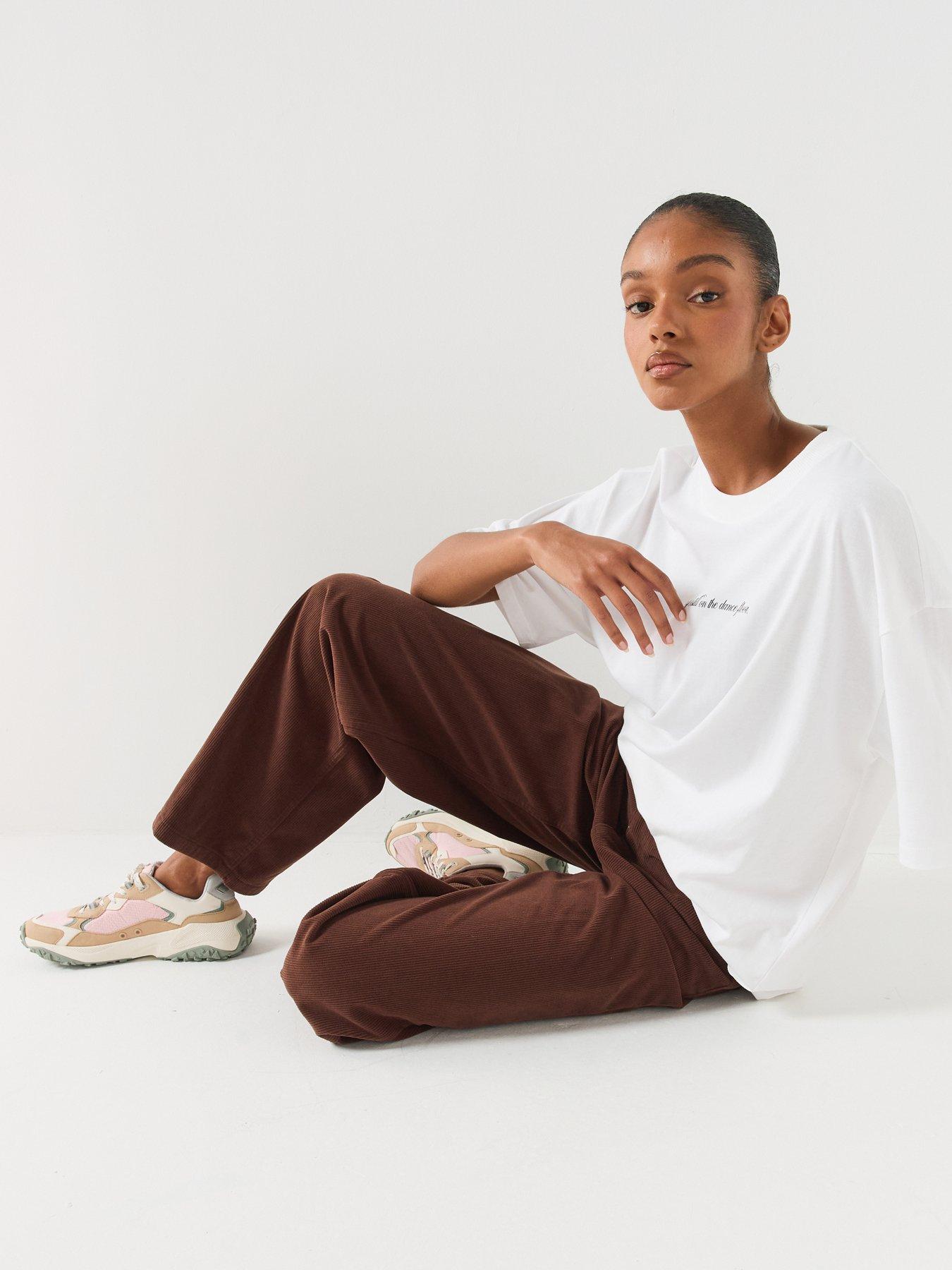 Image 5 of 6 of HUGO Hidami Trousers - Brown