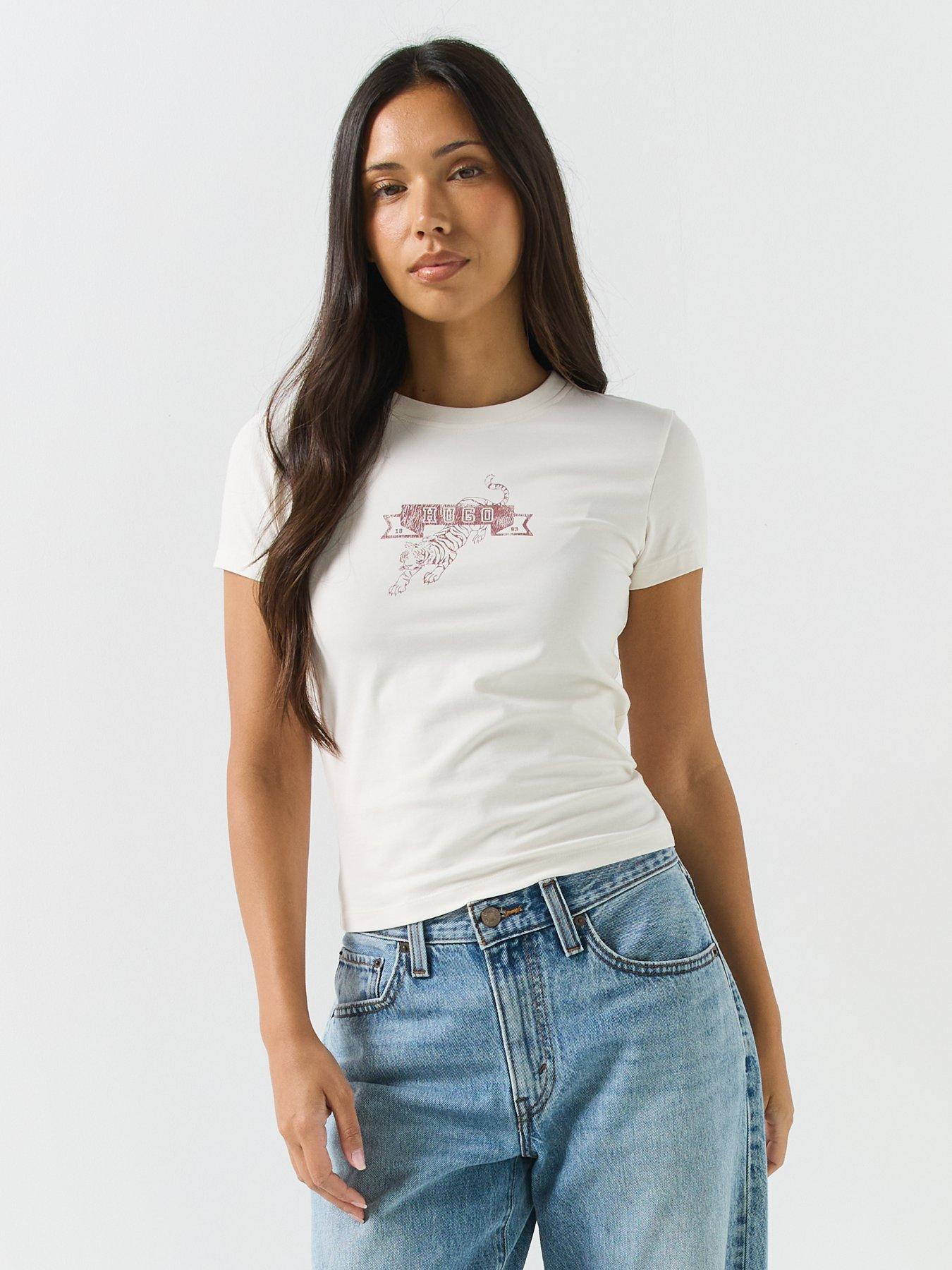 Image 4 of 5 of HUGO 90s Chest Logo T-shirt - White