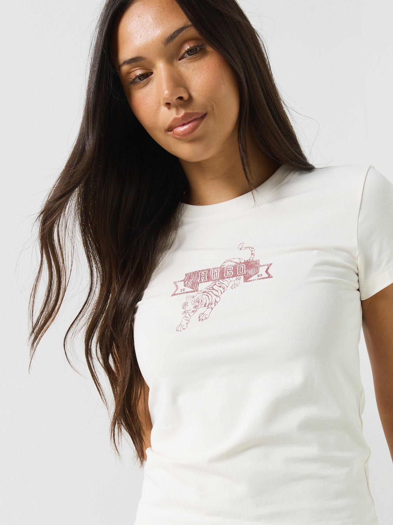 Image 5 of 5 of HUGO 90s Chest Logo T-shirt - White