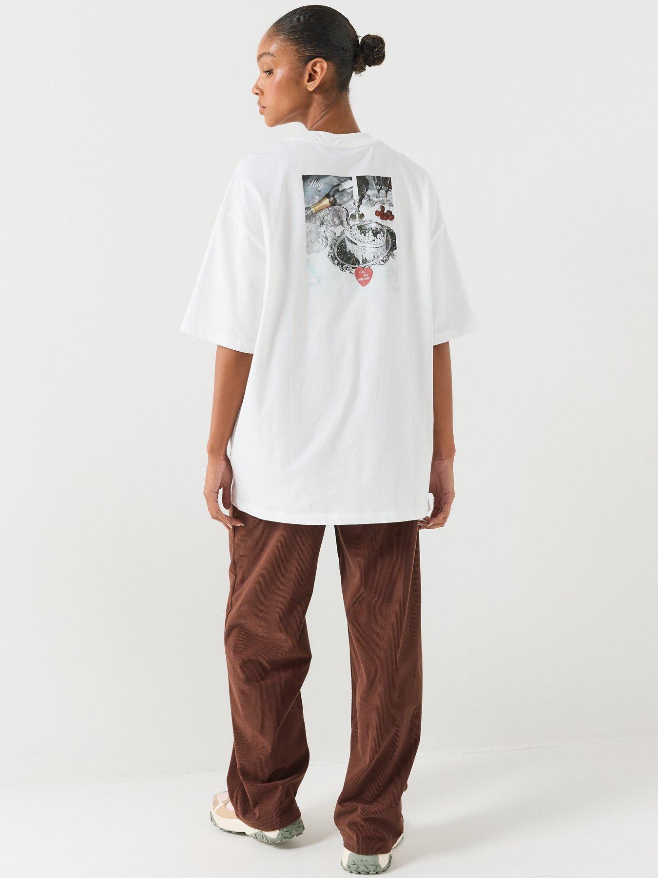 Image 2 of 6 of HUGO Oversized T-shirt - White