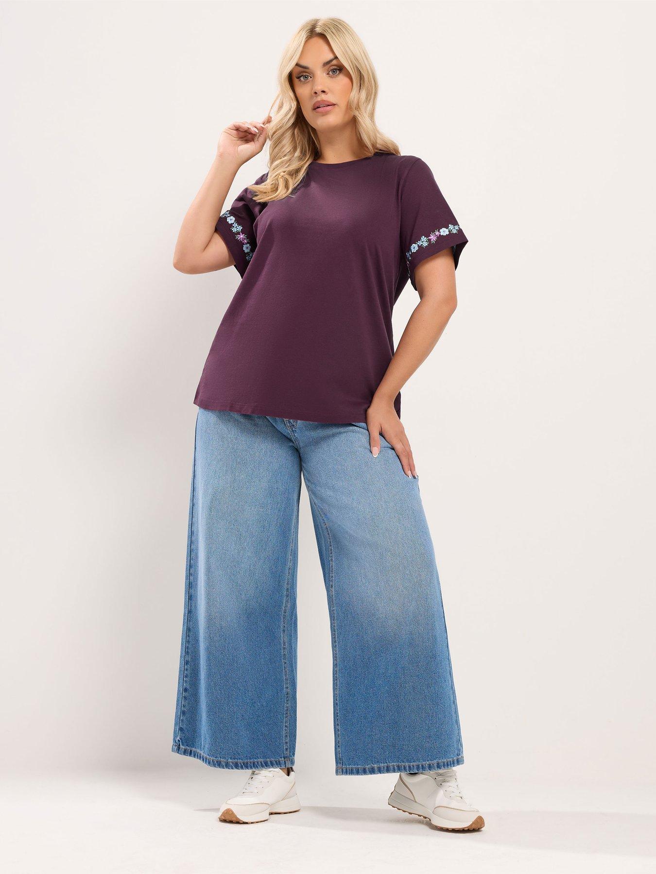 Image 3 of 4 of Yours Curve Set In Sleeve T-Shirt - Purple
