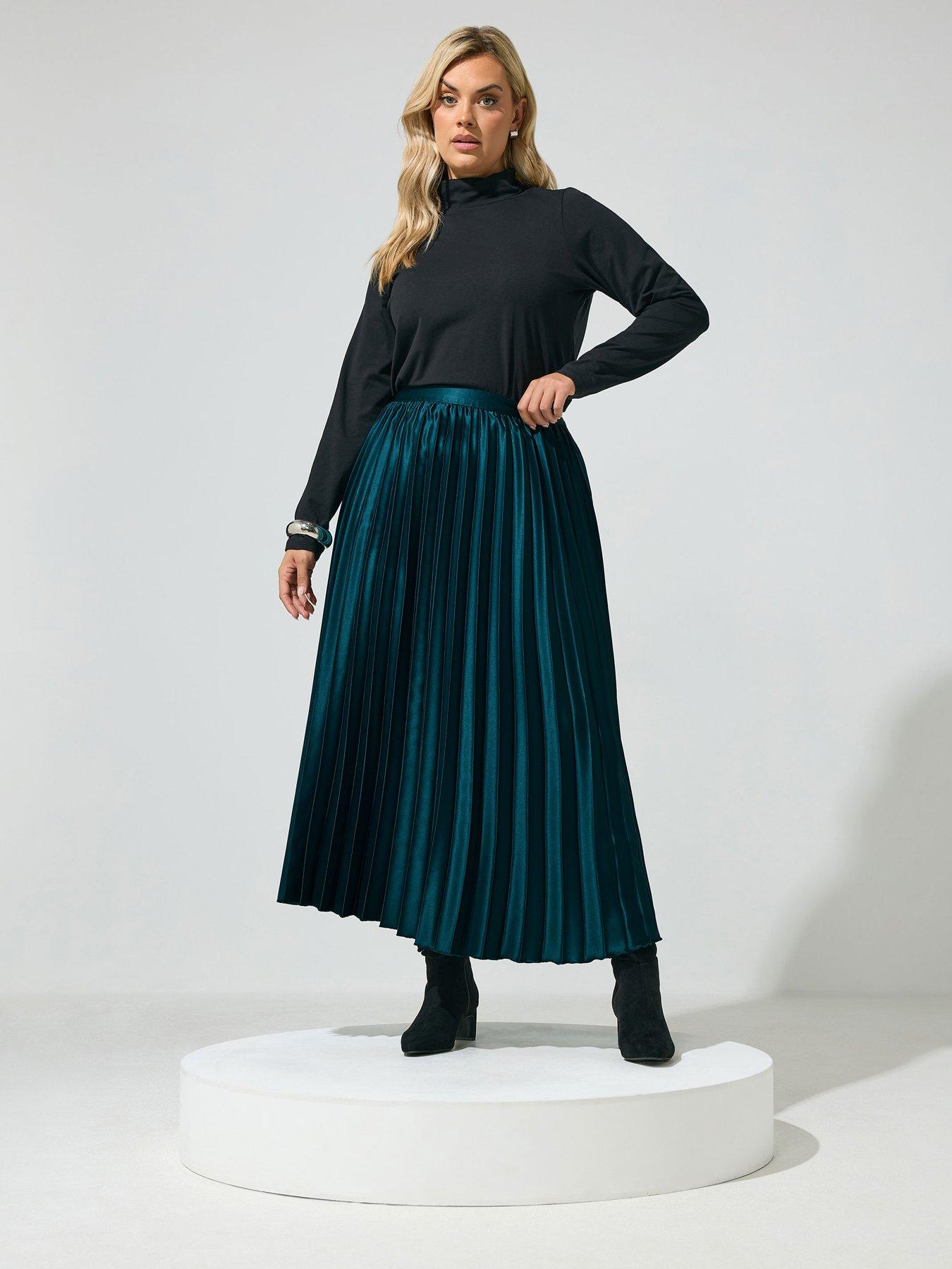Image 3 of 4 of Yours Womens Curve Pleated Satin Skirt - Green