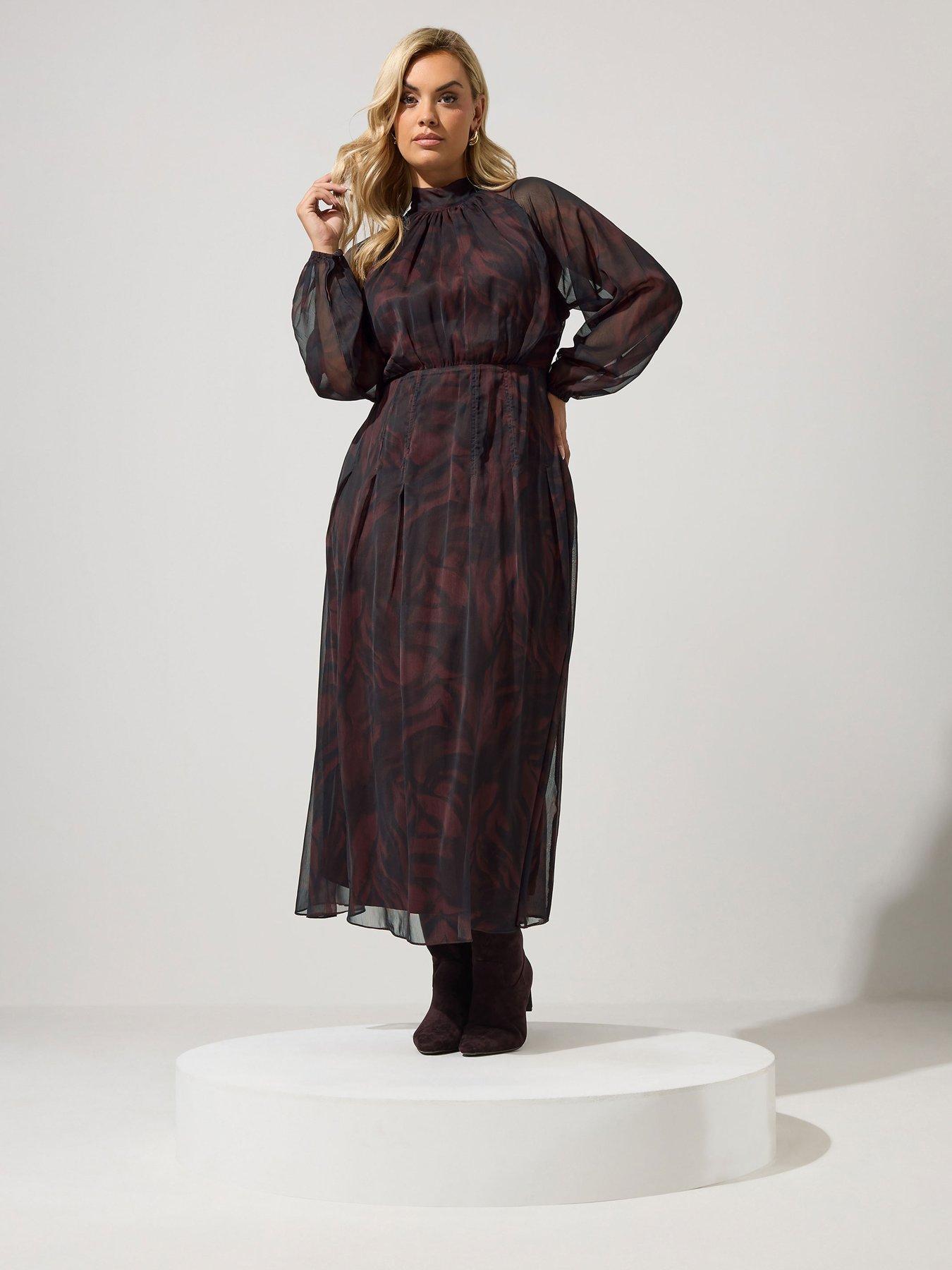 Image 1 of 4 of Yours Curve Bow Back Dress - Brown