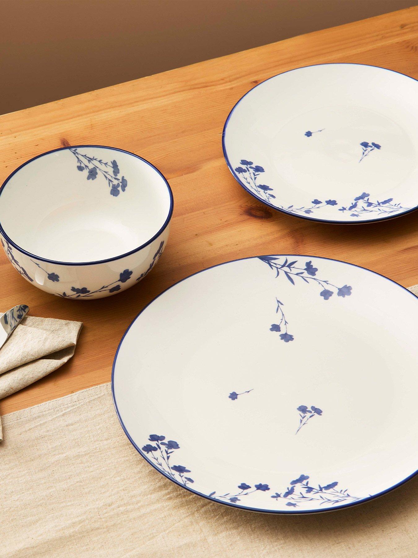 Image 1 of 7 of Royal Victoria Isabella 12 Piece Dinner Set