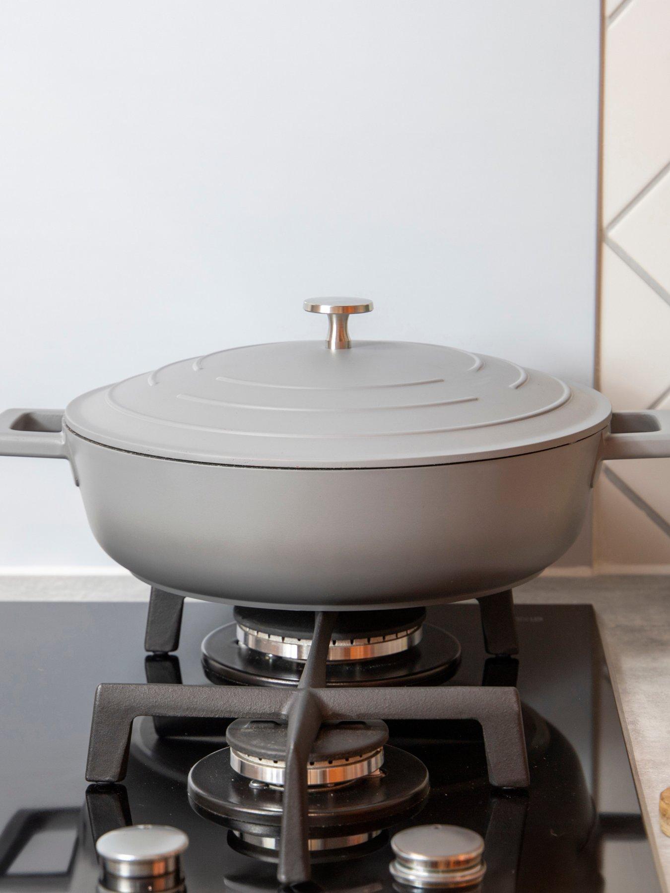 MasterClass Shallow 4 Litre Casserole Dish With Lid - Ombre Grey
