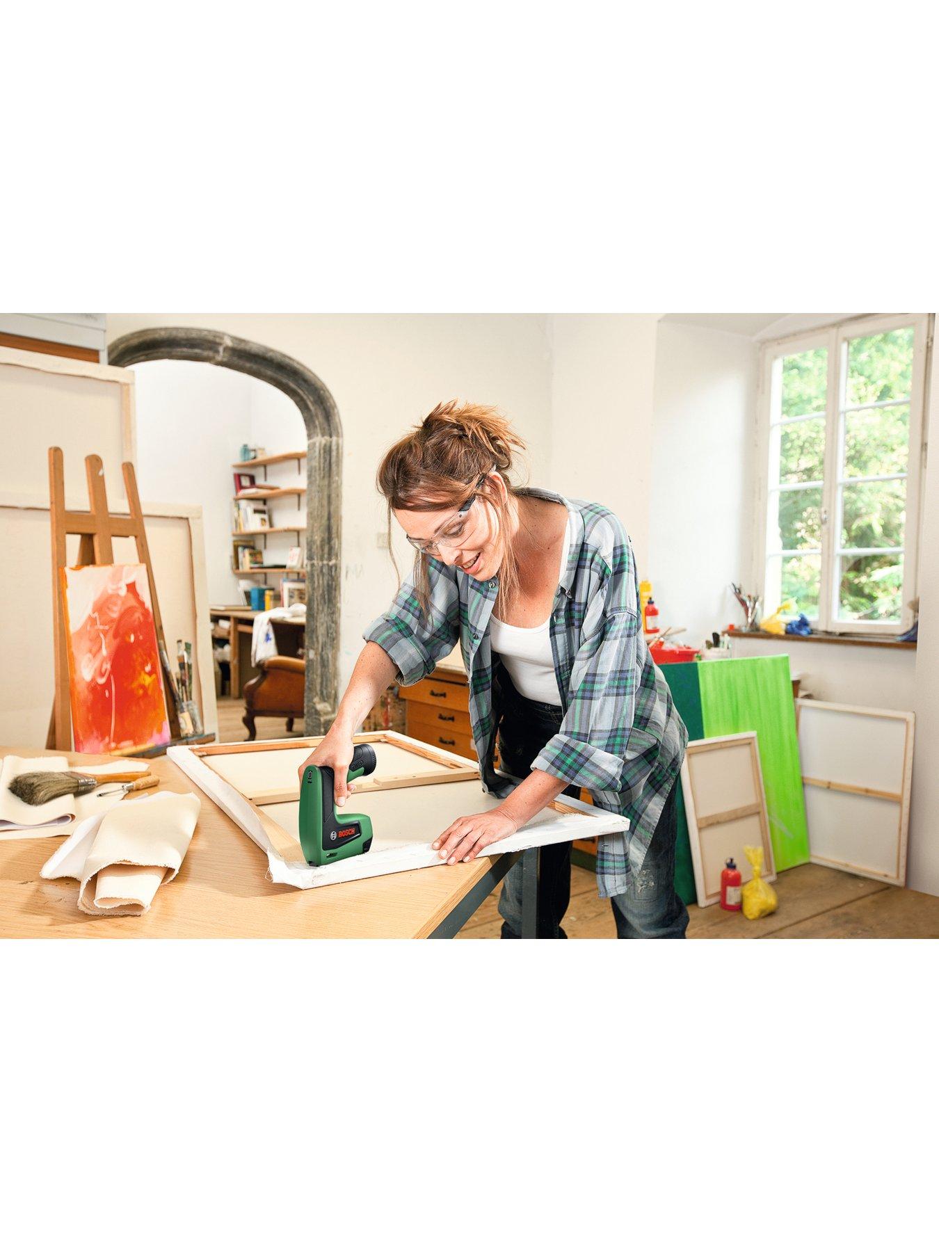 Image 3 of 8 of Bosch TWEO Cordless Stapler 4V
