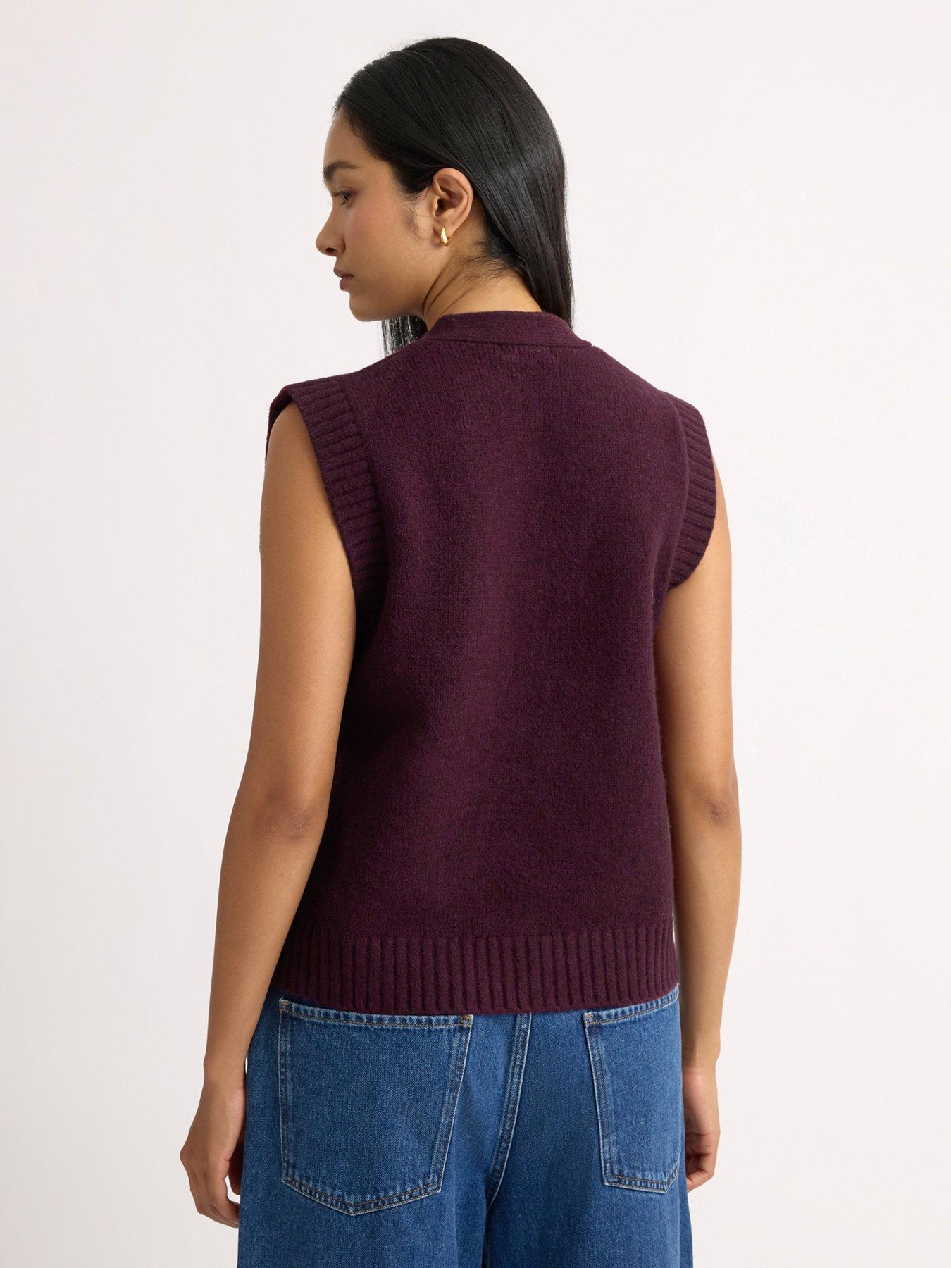 Image 2 of 4 of Albaray Cosy Button Tank Top - Burgundy