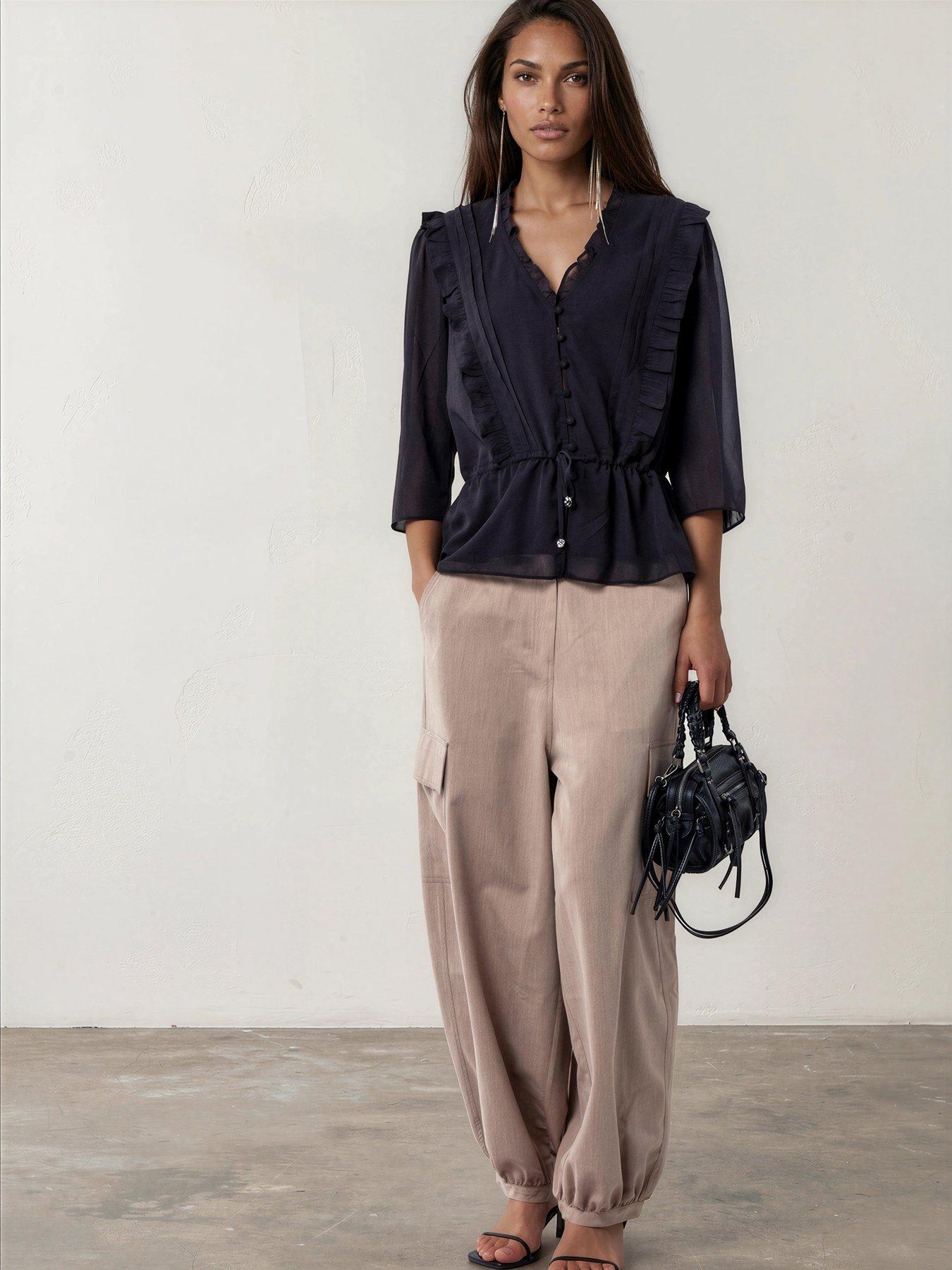 Image 3 of 4 of Religion Balloon Utility Mia Trousers With Pocket Details - Beige