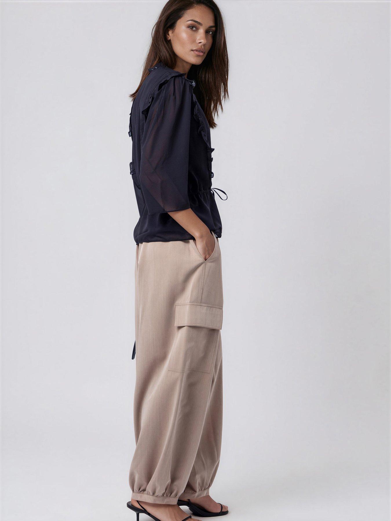 Image 4 of 4 of Religion Balloon Utility Mia Trousers With Pocket Details - Beige