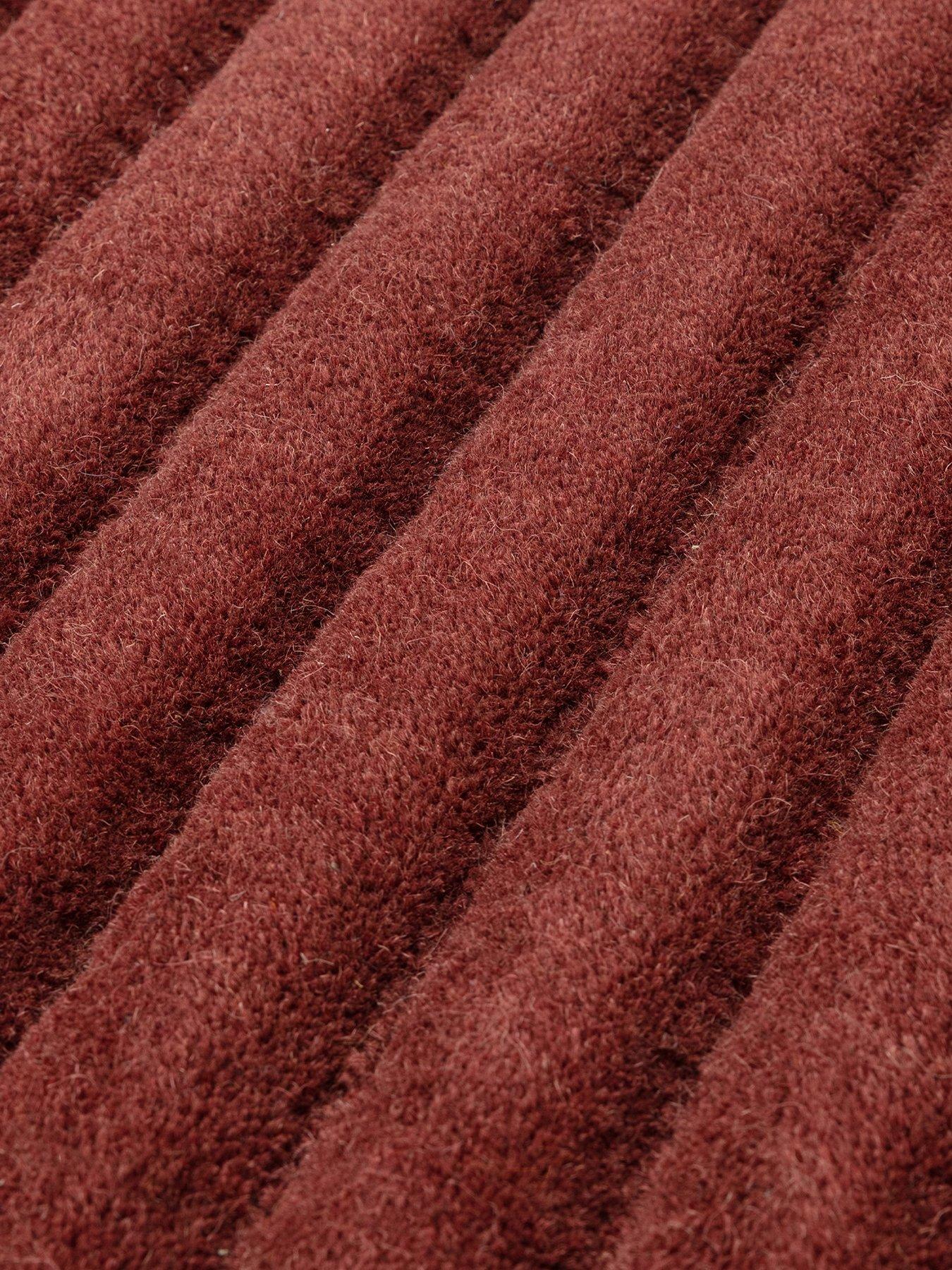Image 6 of 7 of Asiatic Linie Rug Burgundy 120 X 170