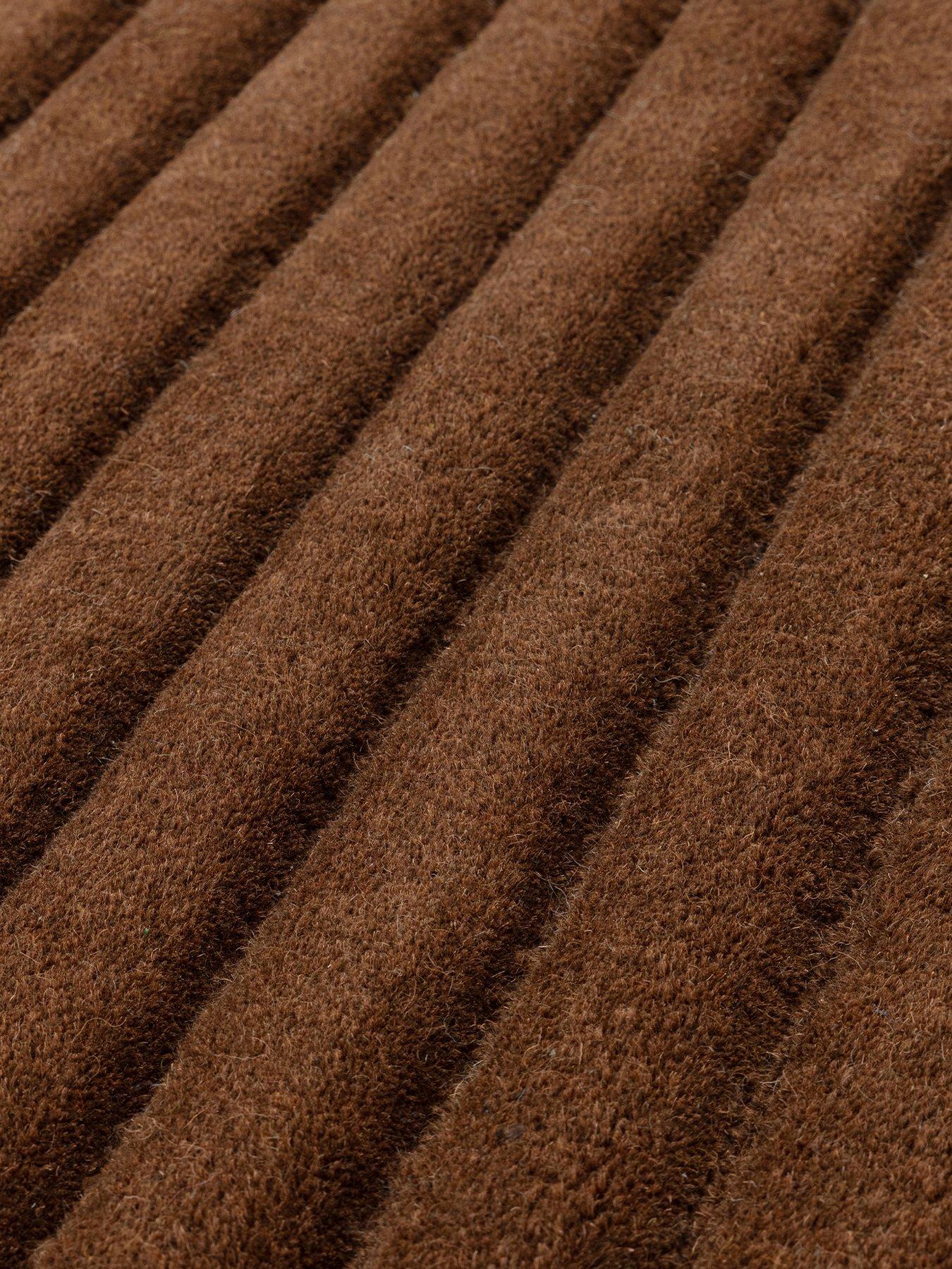Image 6 of 7 of Asiatic Linie Rug Cocoa 160 X 230