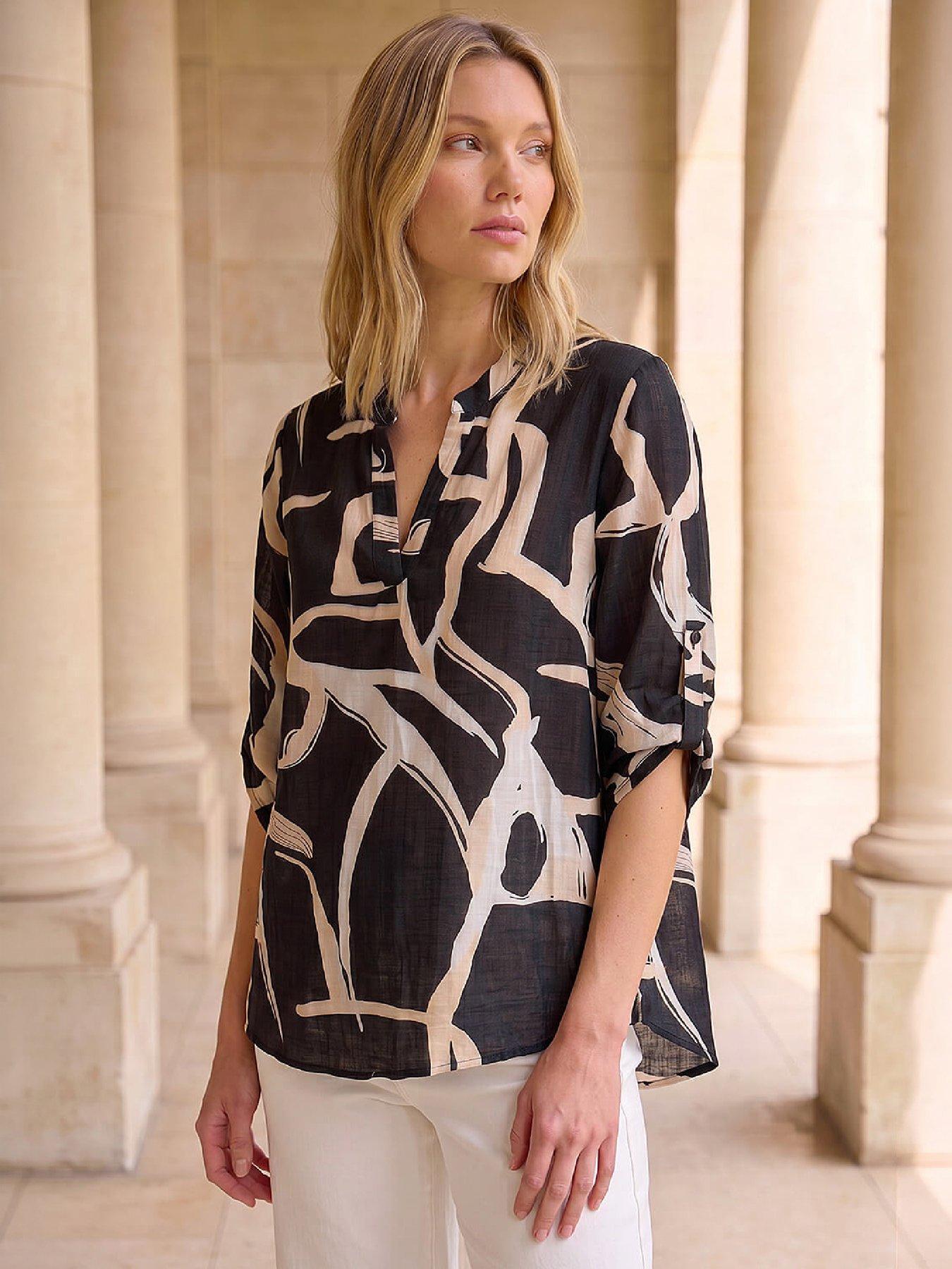 Roman Abstract Print V-neck Top