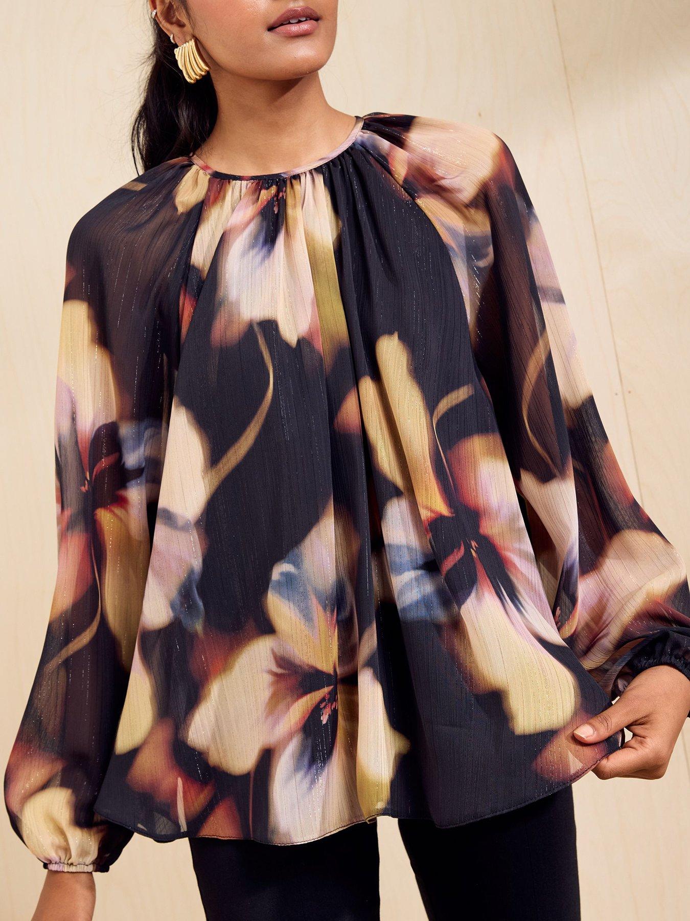 Image 5 of 5 of Friends Like These Womens Blurred Floral Shimmer Gathered Neck Blouse - Black