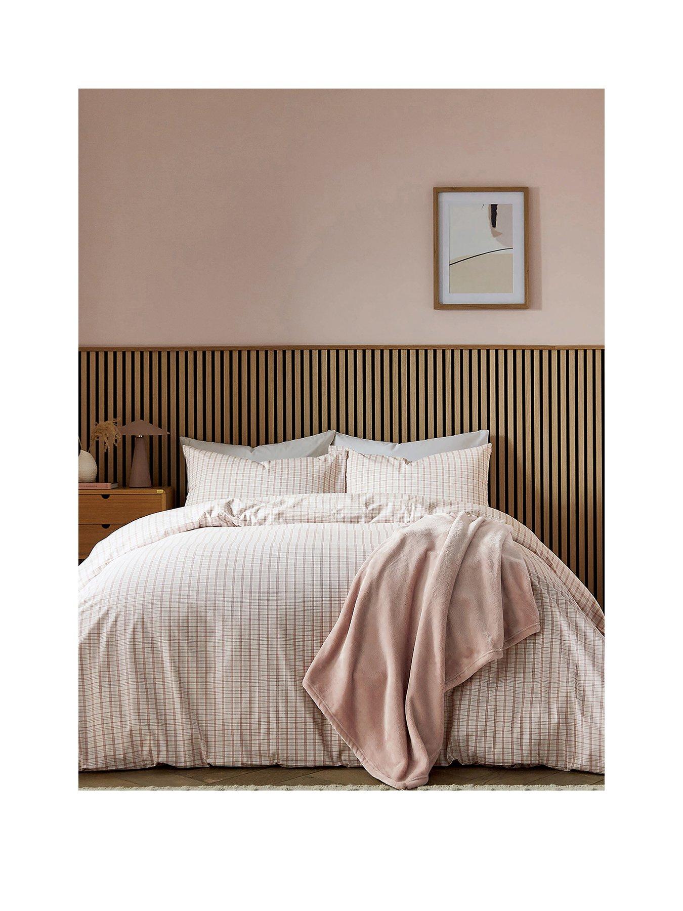 Image 2 of 6 of Helena Springfield Tranquil Check Cover Set Pink
