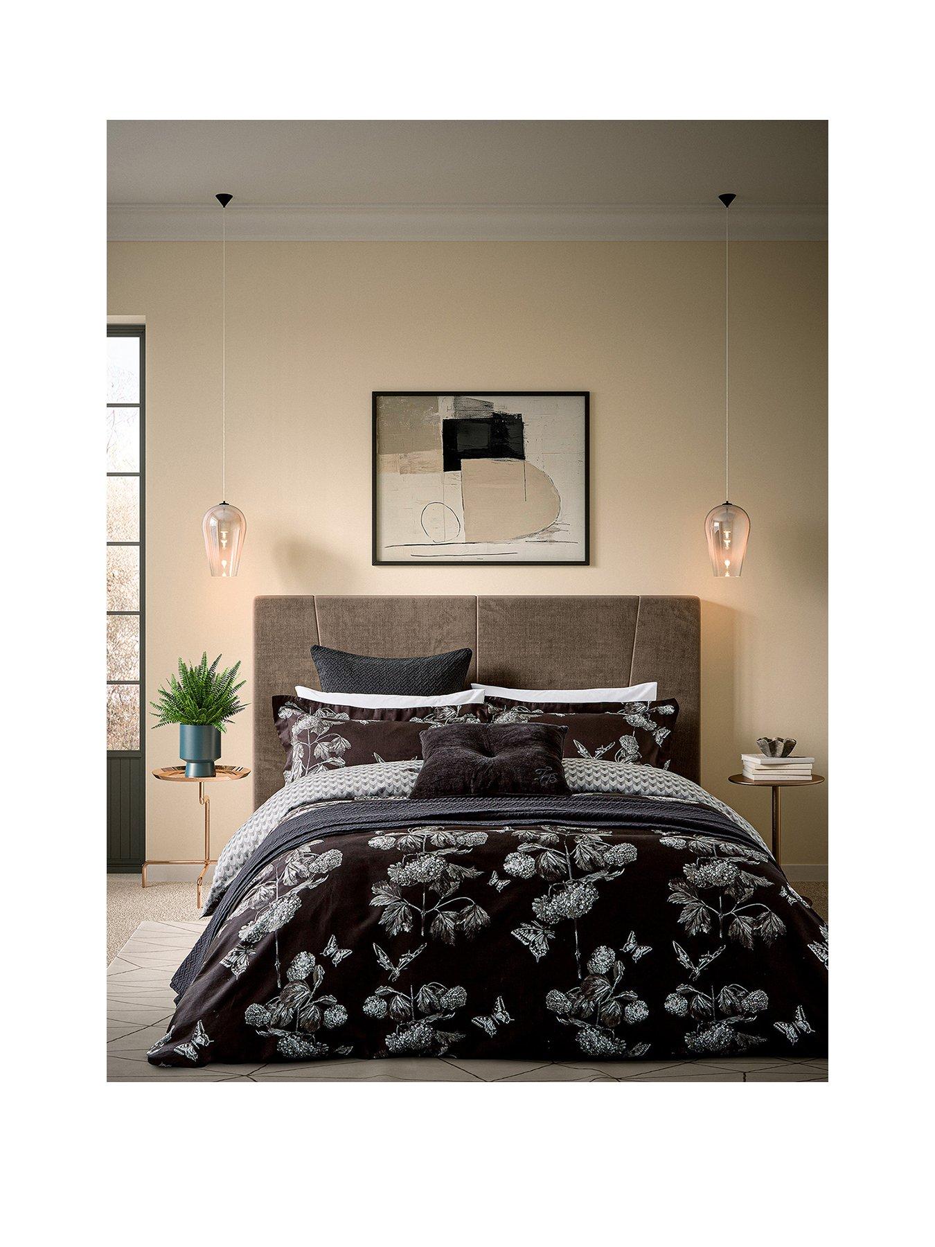 Image 1 of 4 of Ted Baker Narnia Floral Cover Set Black
