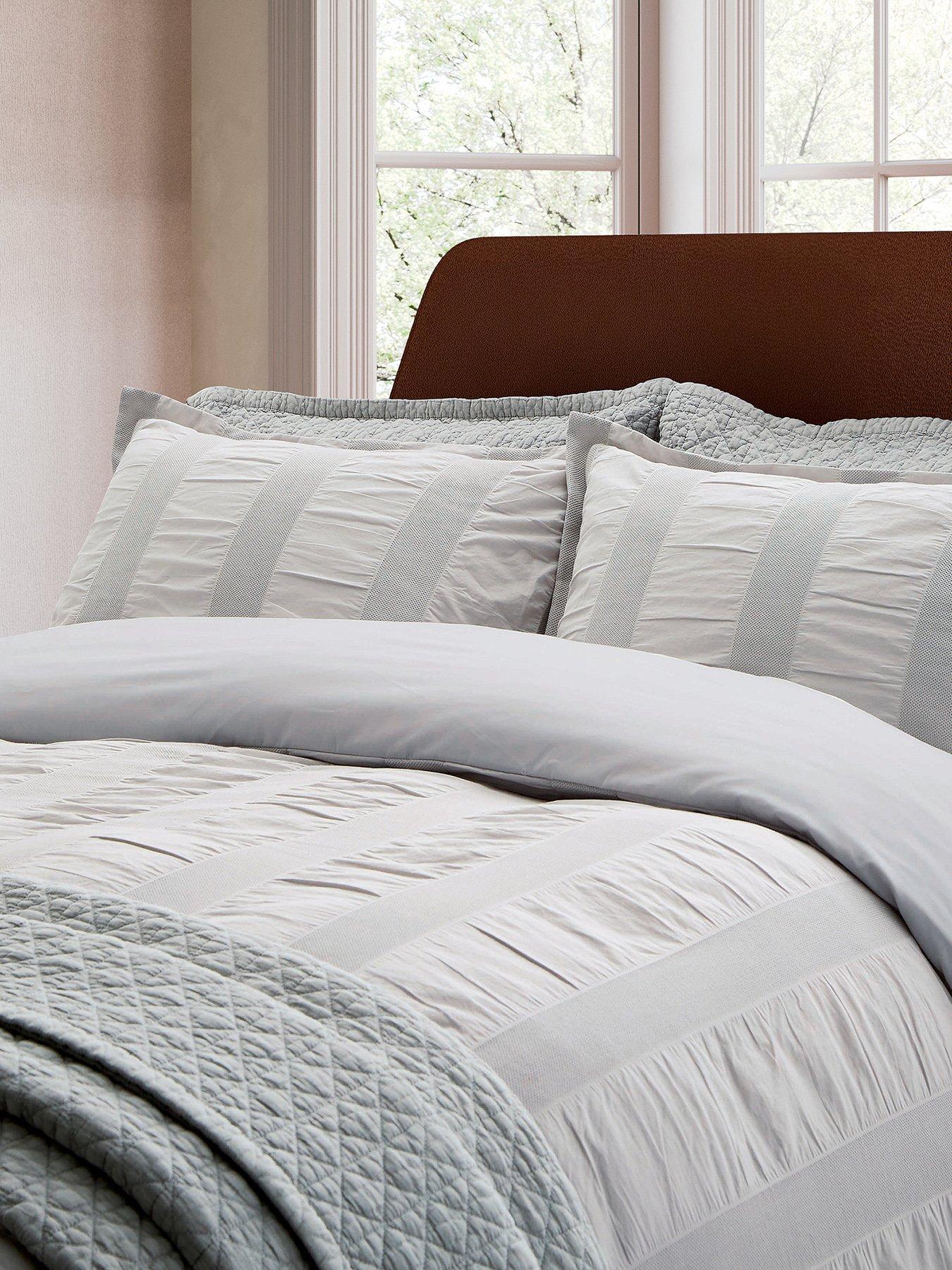 Image 3 of 4 of Bedeck of Belfast Stonewashed Cotton Pillowcase Pairs Oxford Silver