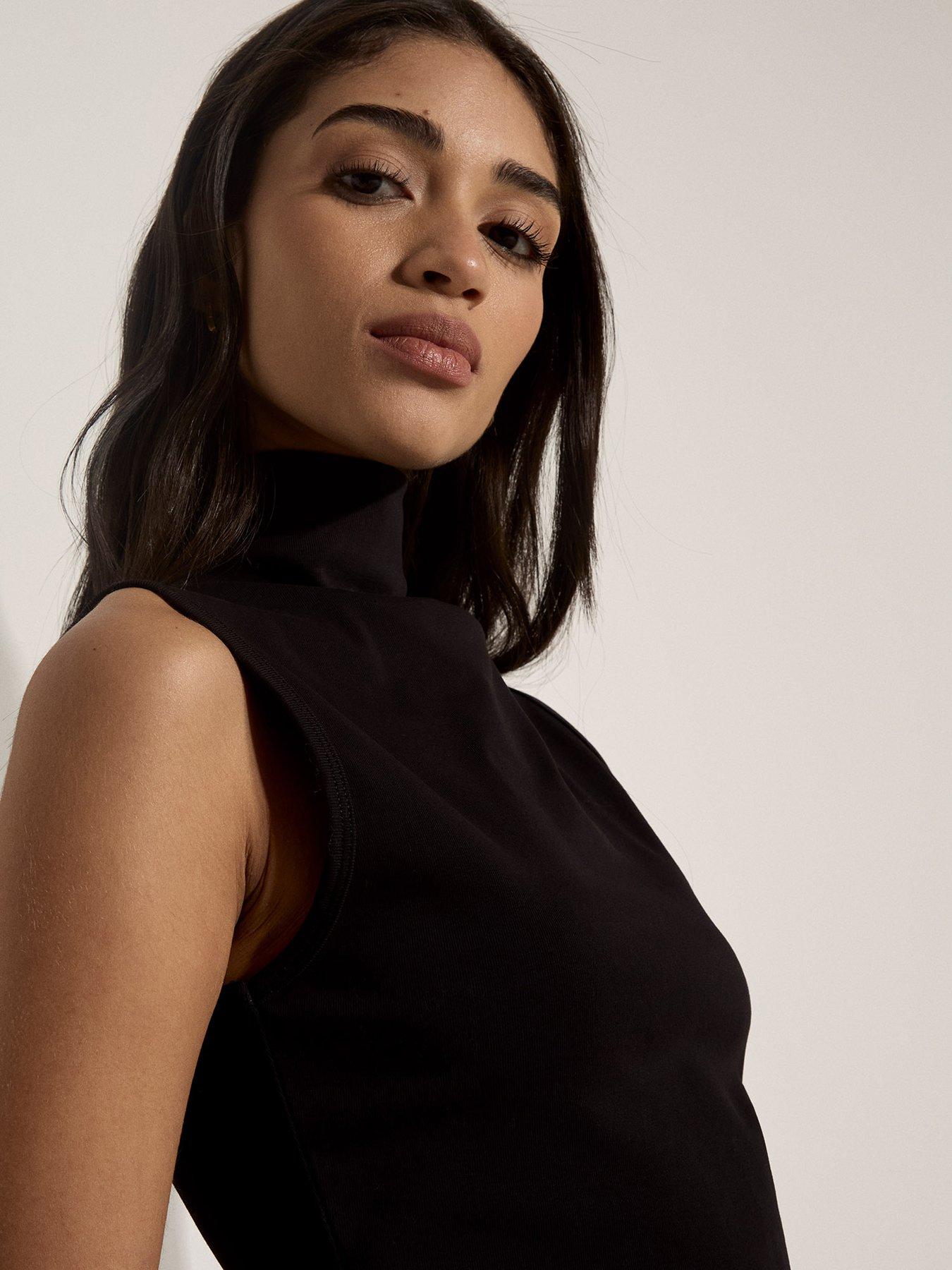 Image 4 of 4 of Apricot Apricot High Neck Sorona Top