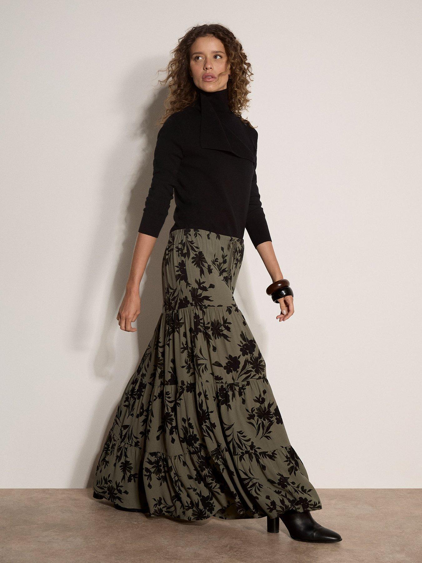 Image 5 of 5 of Apricot Floral Silhouette Tiered Skirt - Green