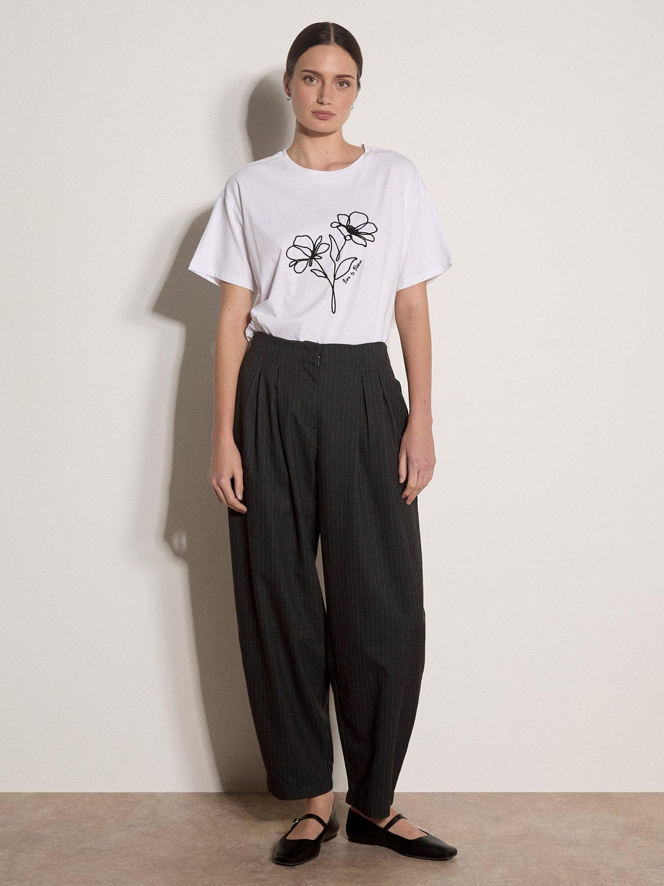 Image 3 of 4 of Apricot Abstract Flower Graphic Tee