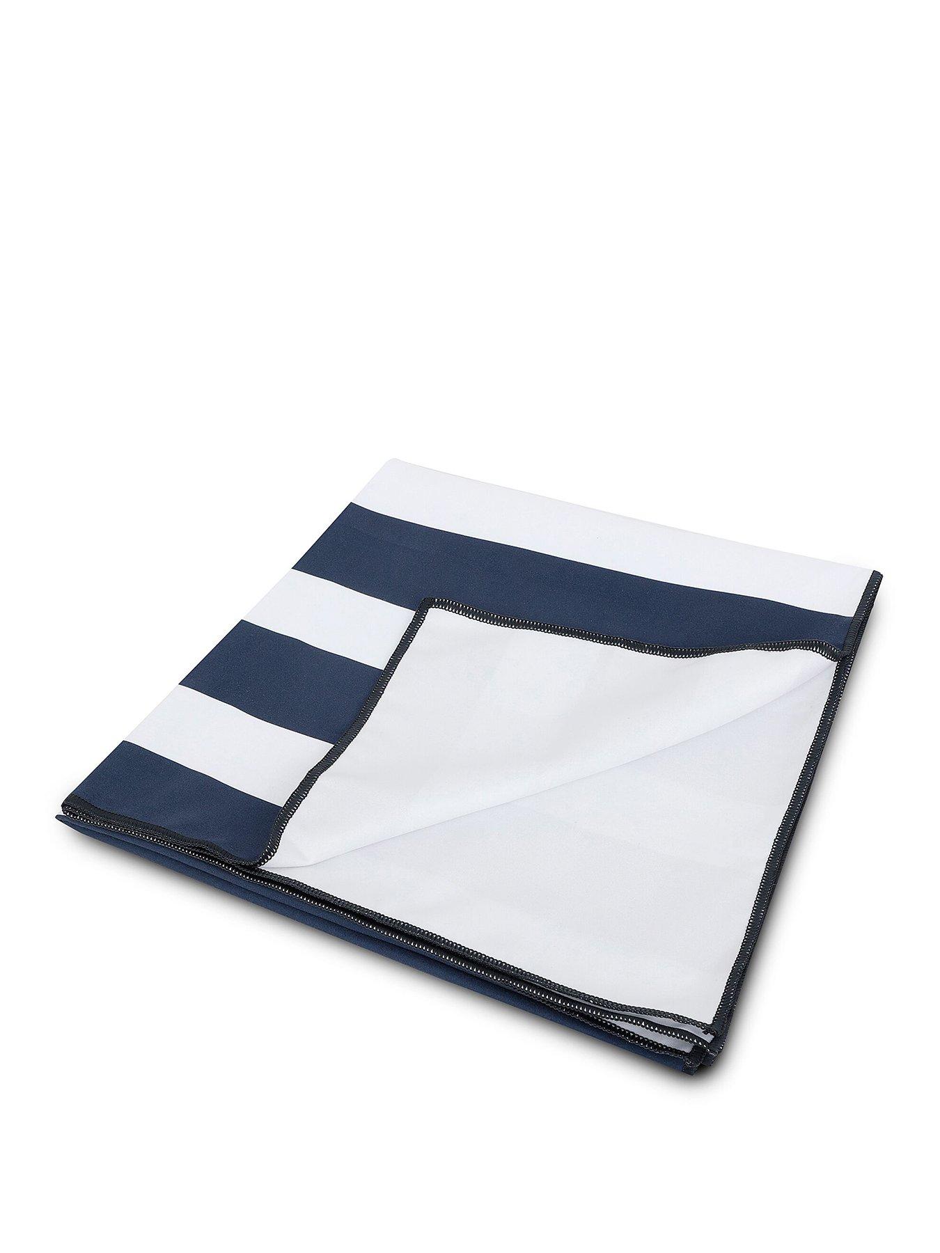 Regatta Printed Microfibre Beach Towel