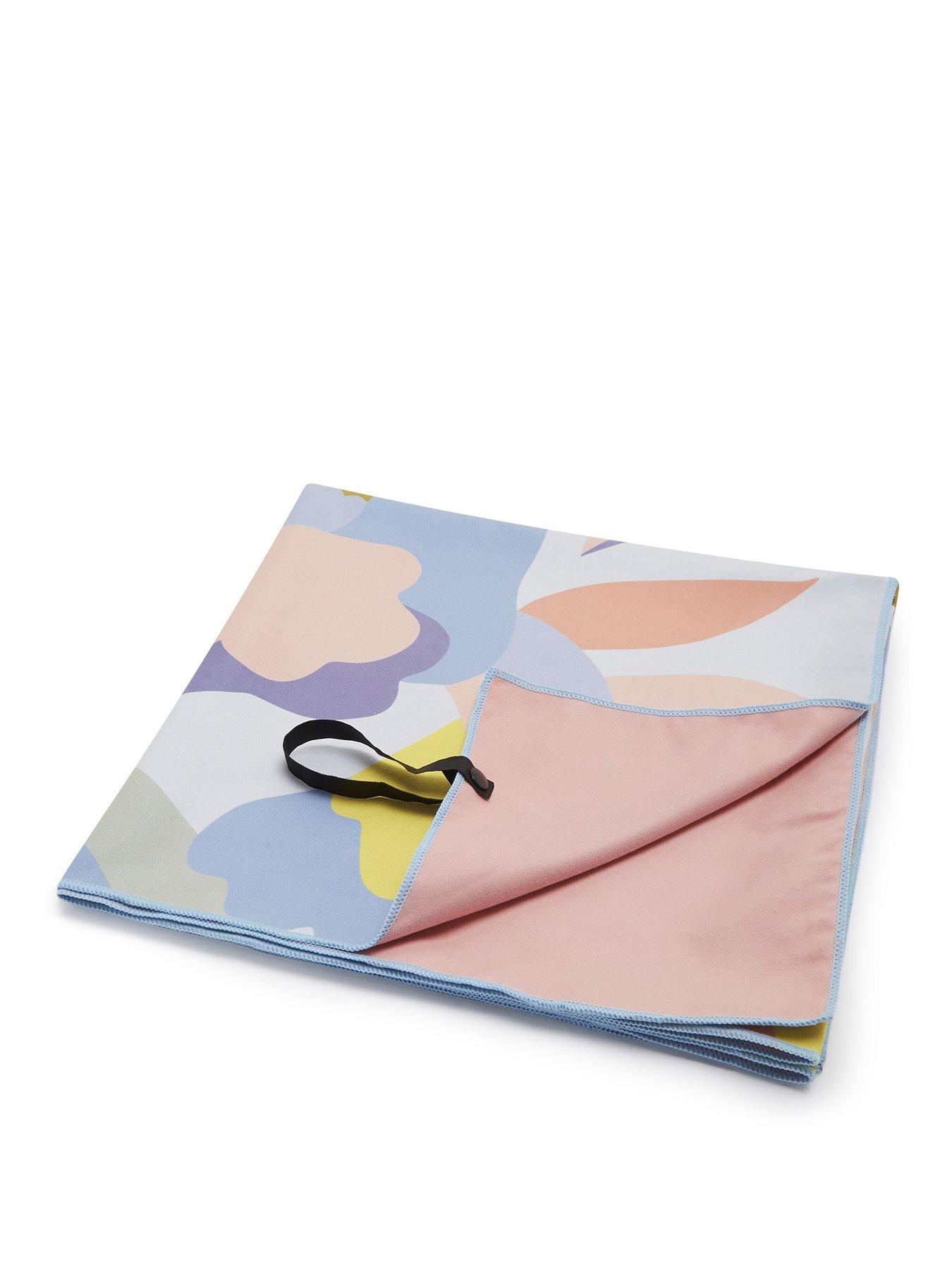 Regatta Printed Microfibre Beach Towel