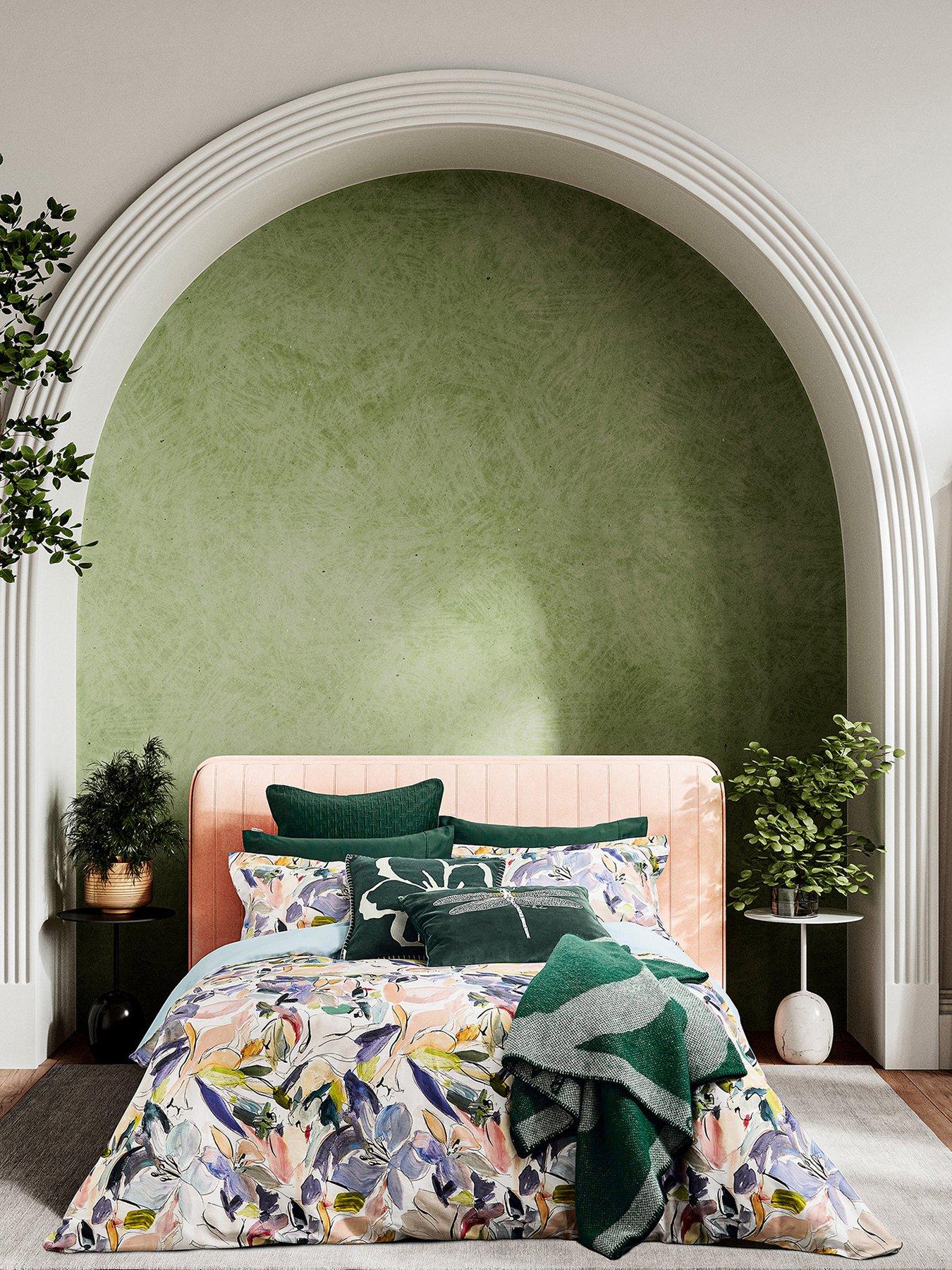 Image 2 of 5 of Ted Baker Magnolia Art Print Cover Set D/B Multi